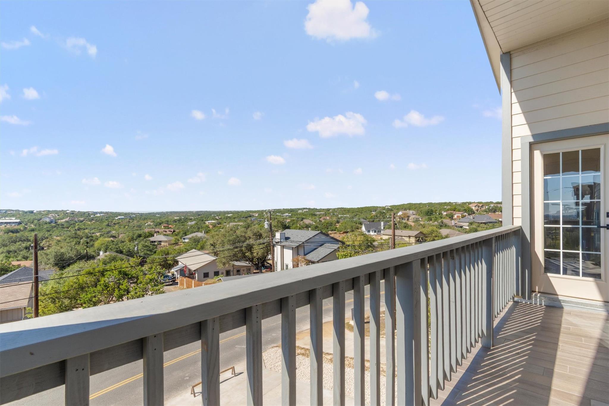 10113 Longhorn Skwy, Dripping Springs, TX 78620