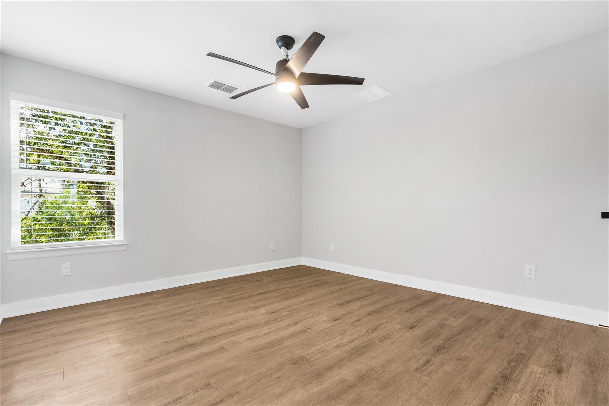 10113 Longhorn Skwy, Dripping Springs, TX 78620