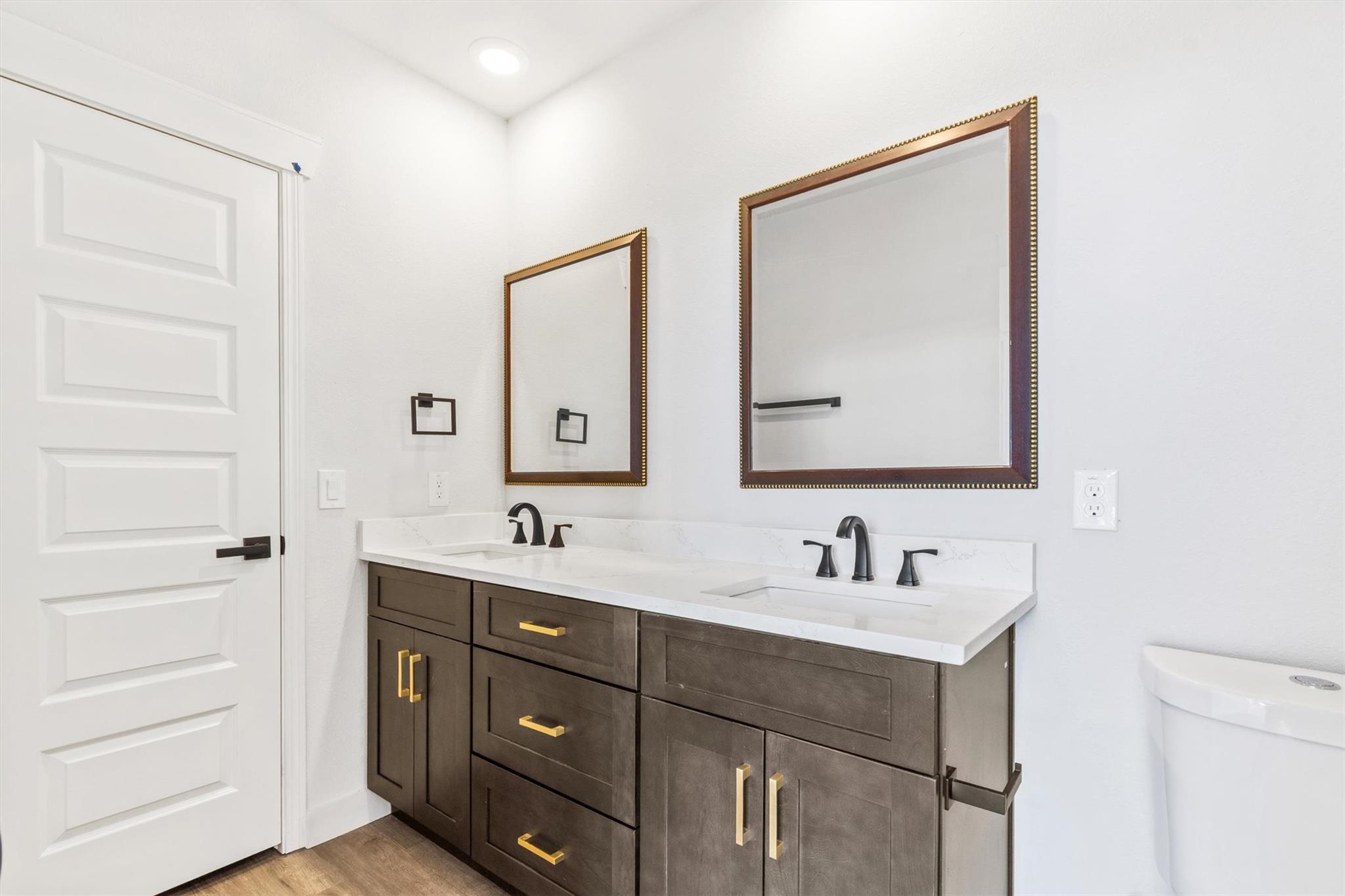 10113 Longhorn Skwy, Dripping Springs, TX 78620