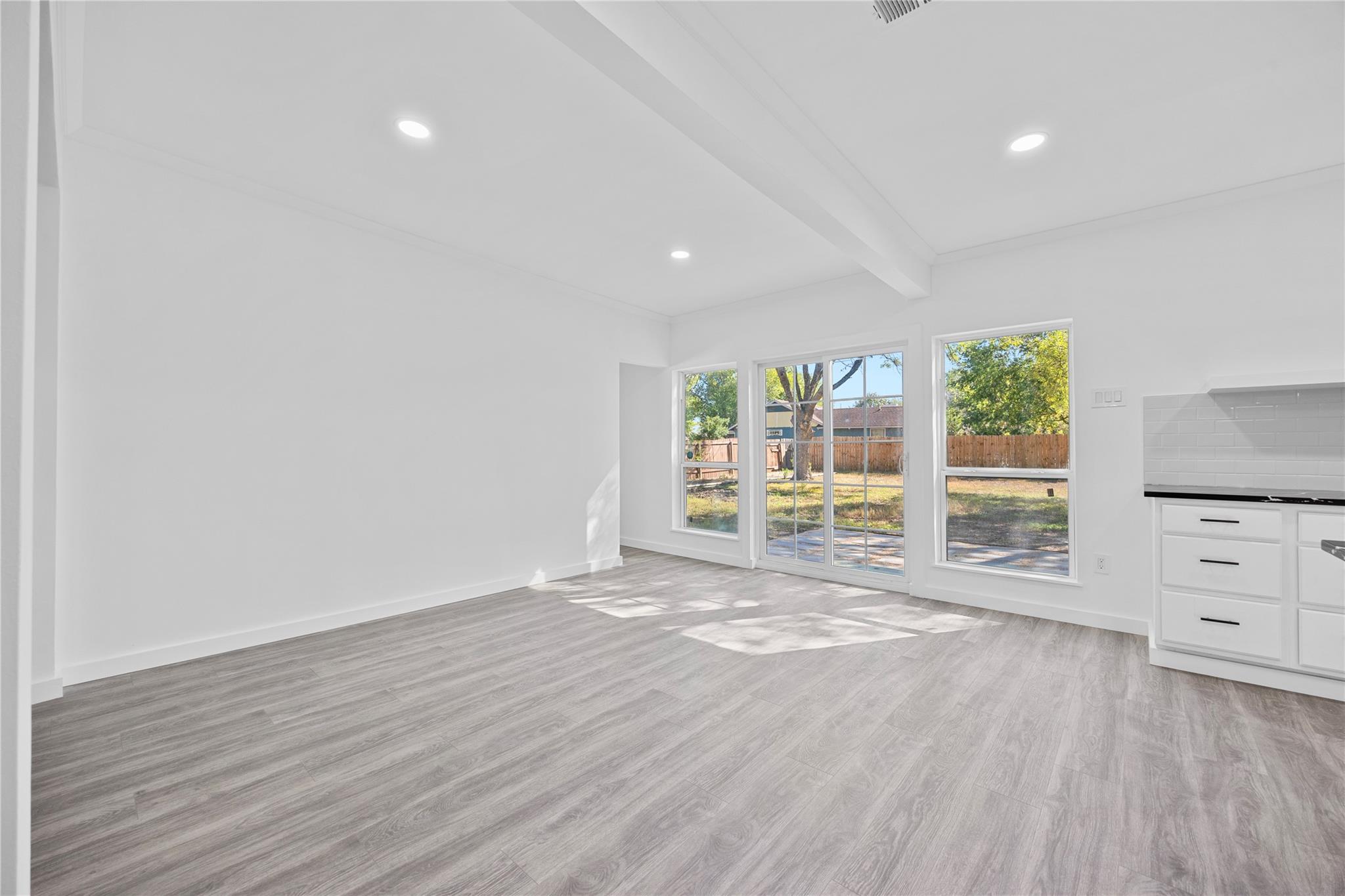 414 Loma Verde St, Buda, TX 78610