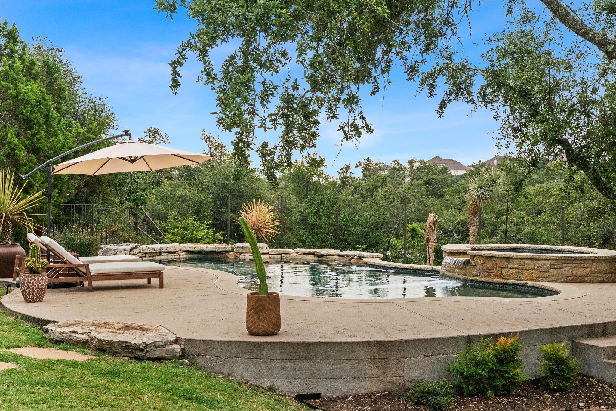 332 Rugged Earth Dr # 1, Austin, TX 78737