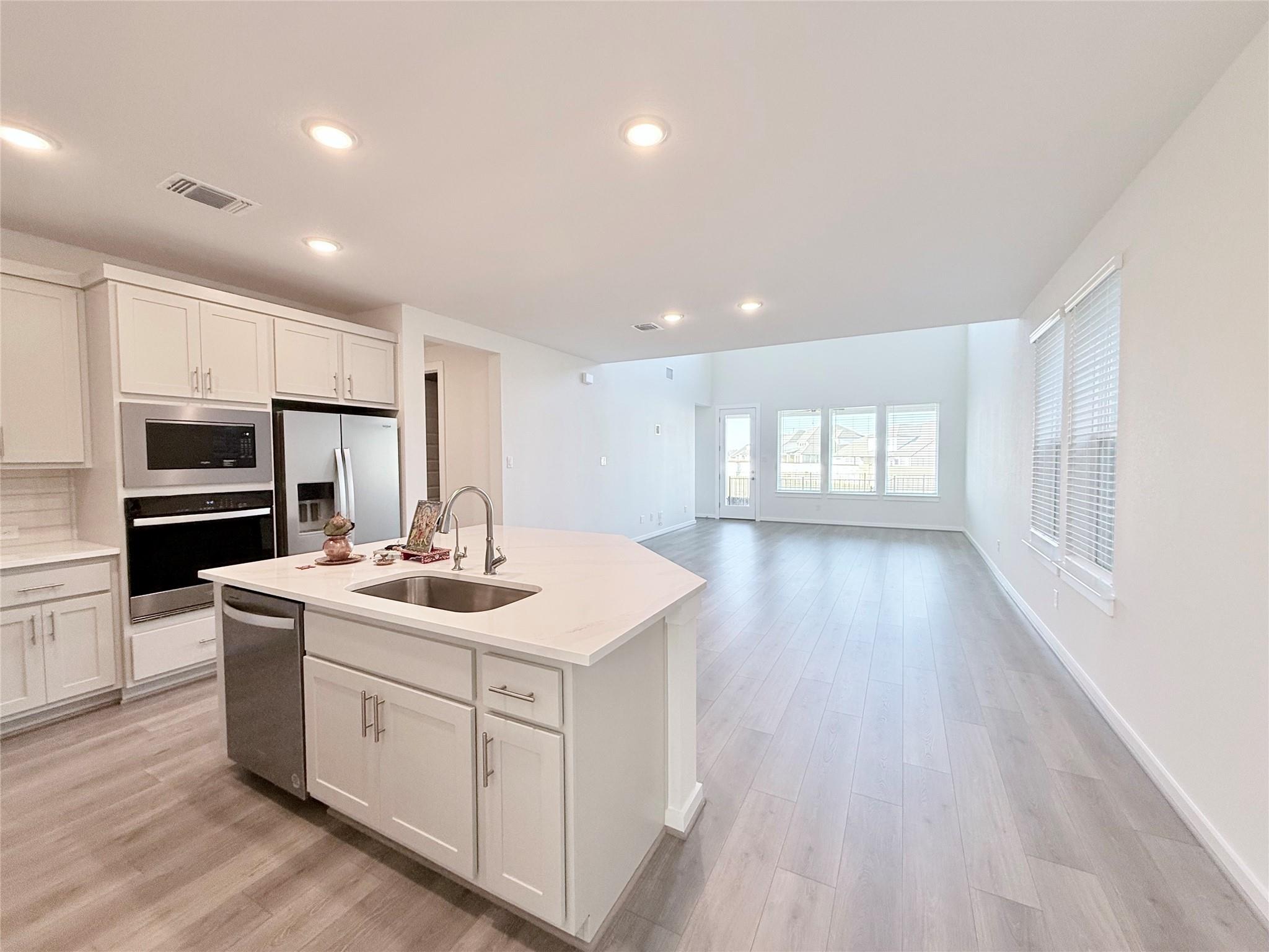 604 Palatino Bnd, Liberty Hill, TX 78642