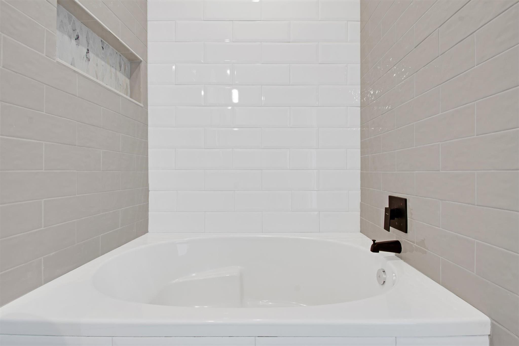 10115 Longhorn Skwy, Dripping Springs, TX 78620