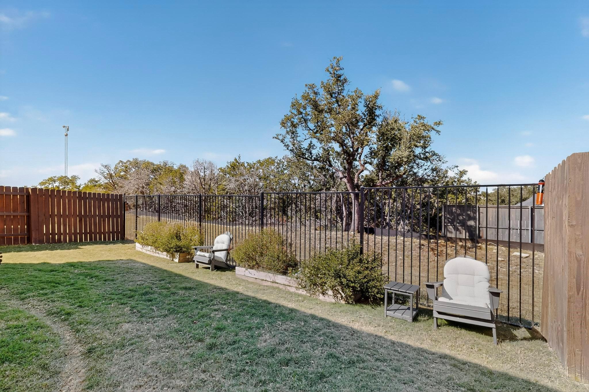 473 Bauer Loop, Liberty Hill, TX 78642