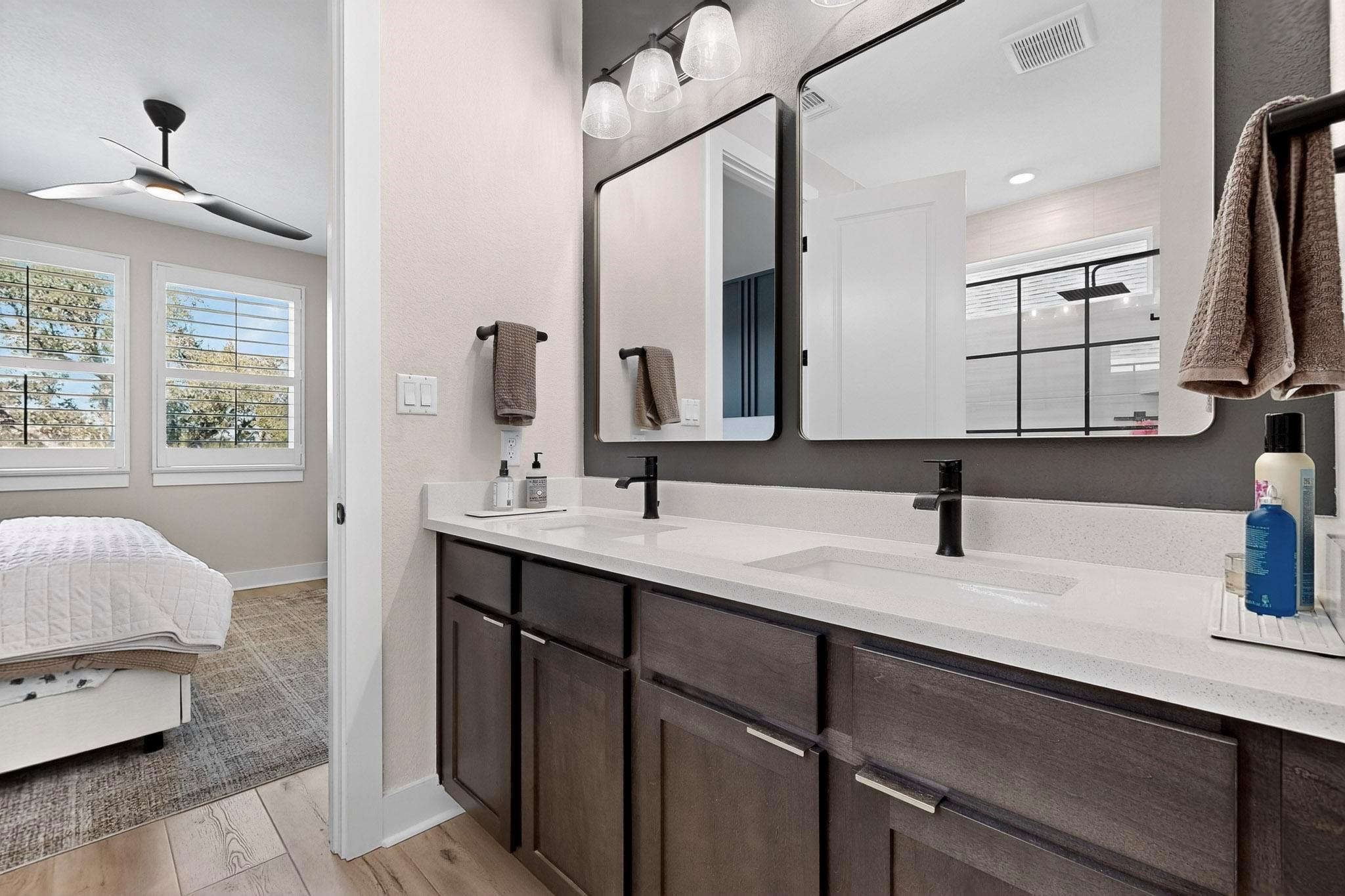 473 Bauer Loop, Liberty Hill, TX 78642