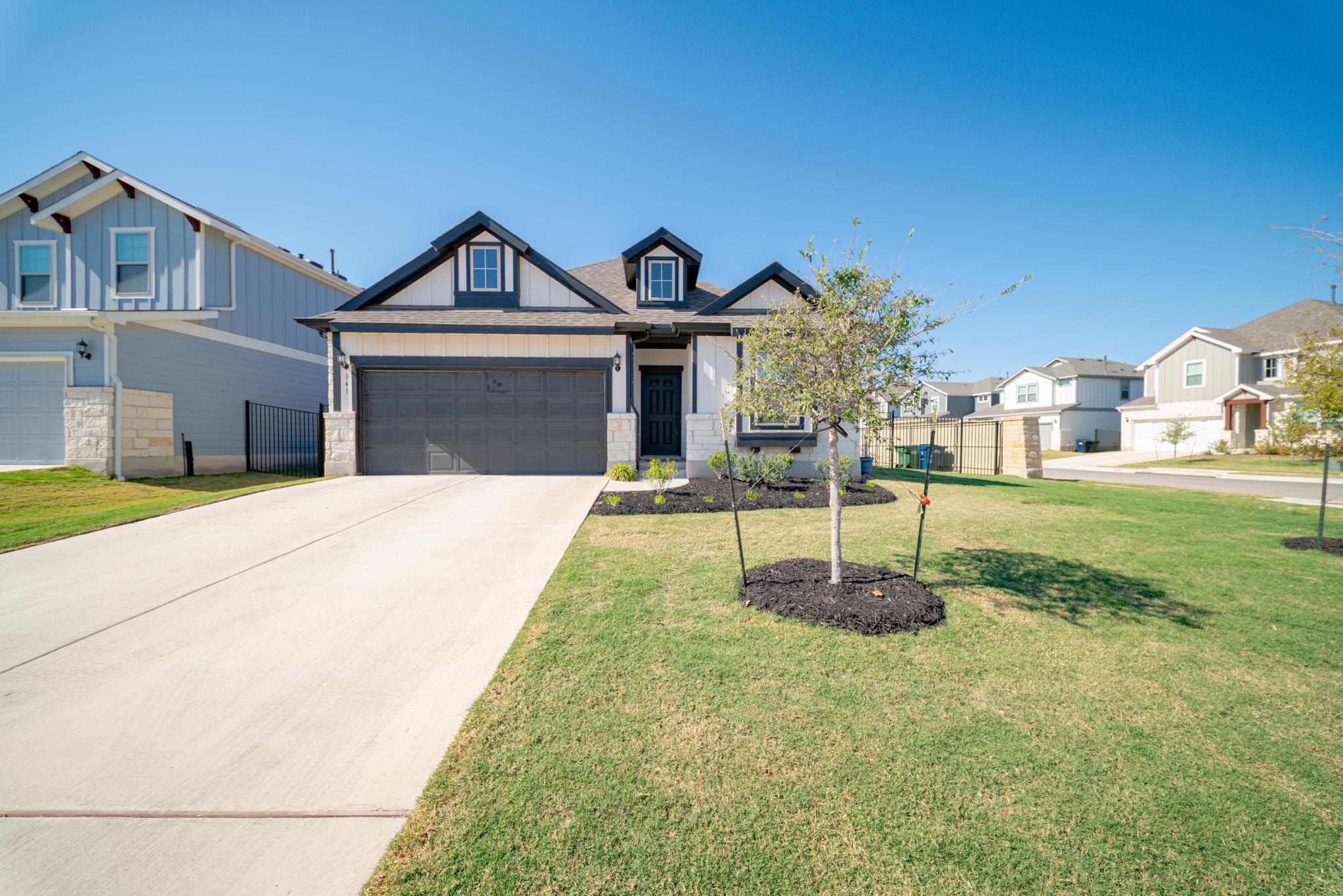 141 Bennington Dr, Liberty Hill, TX 78642