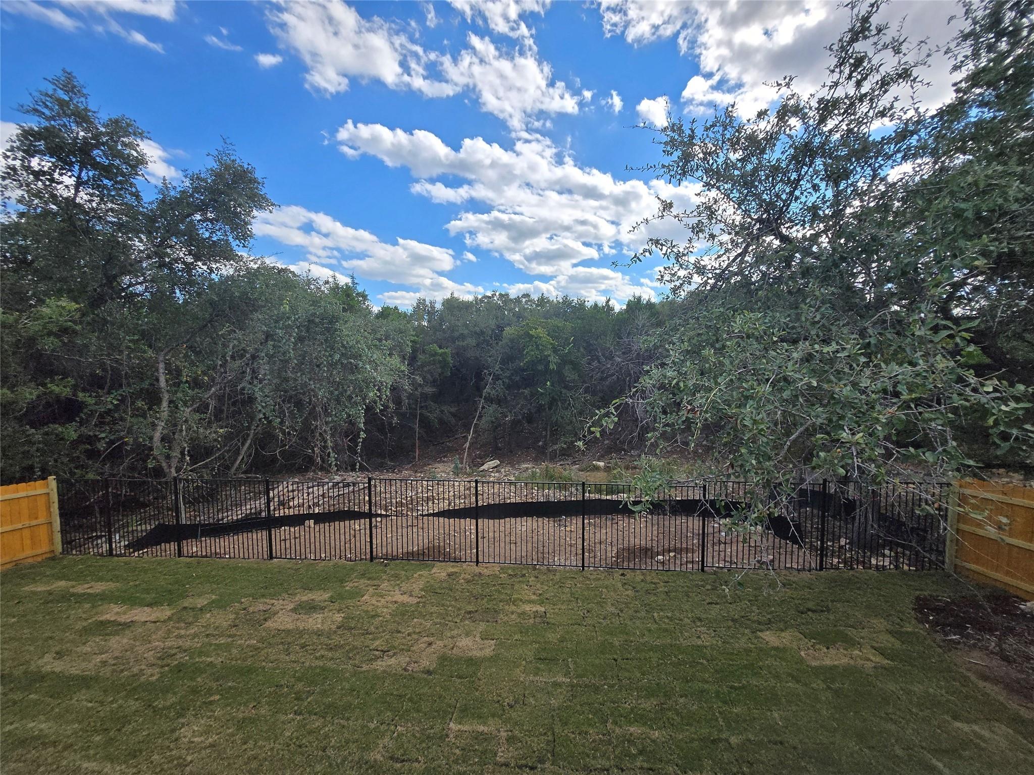 21109 Santa Paula Ave, Lago Vista, TX 78645