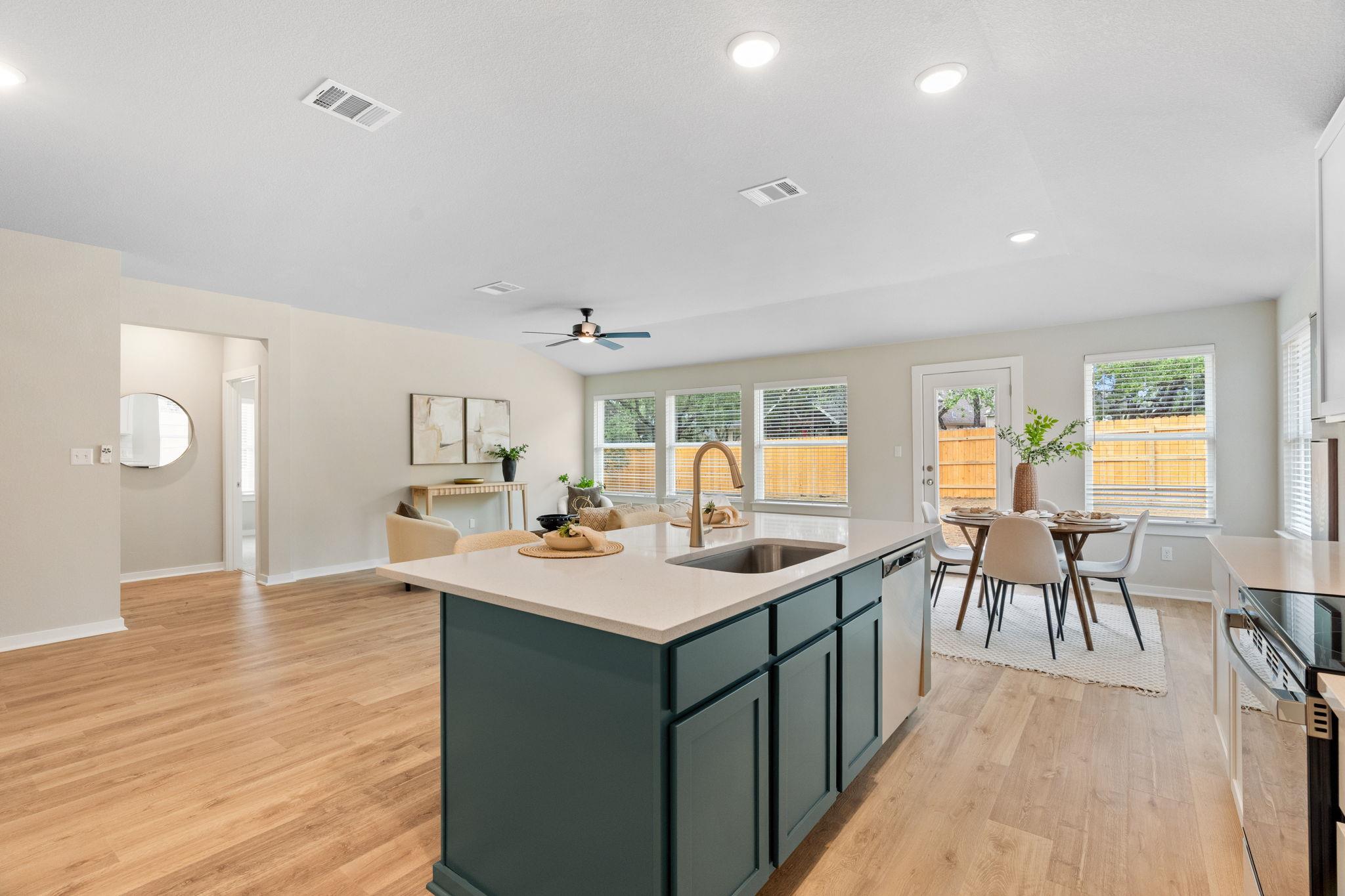 21109 Santa Paula Ave, Lago Vista, TX 78645