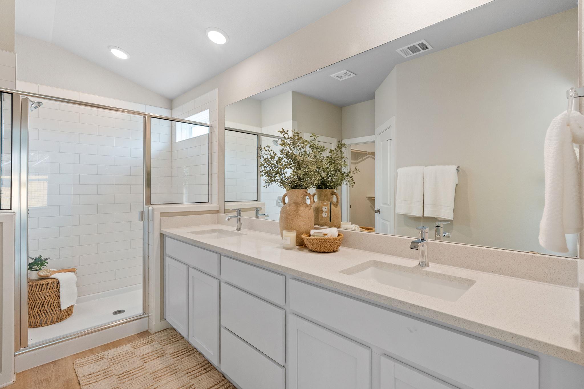 21109 Santa Paula Ave, Lago Vista, TX 78645