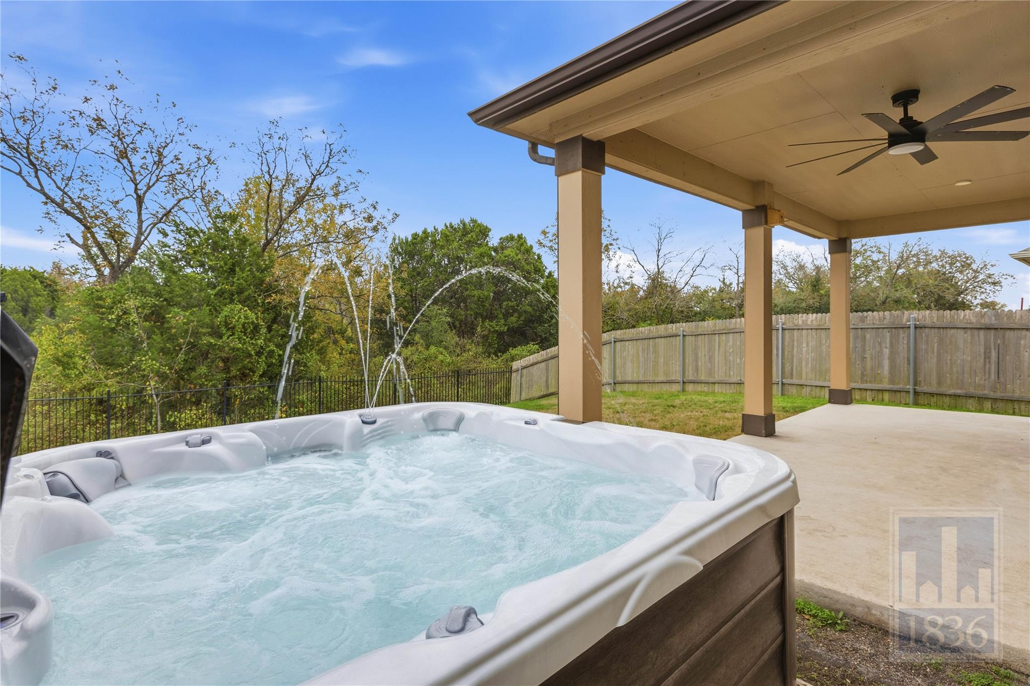 8005 Crystalbrook W, Austin, TX 78724