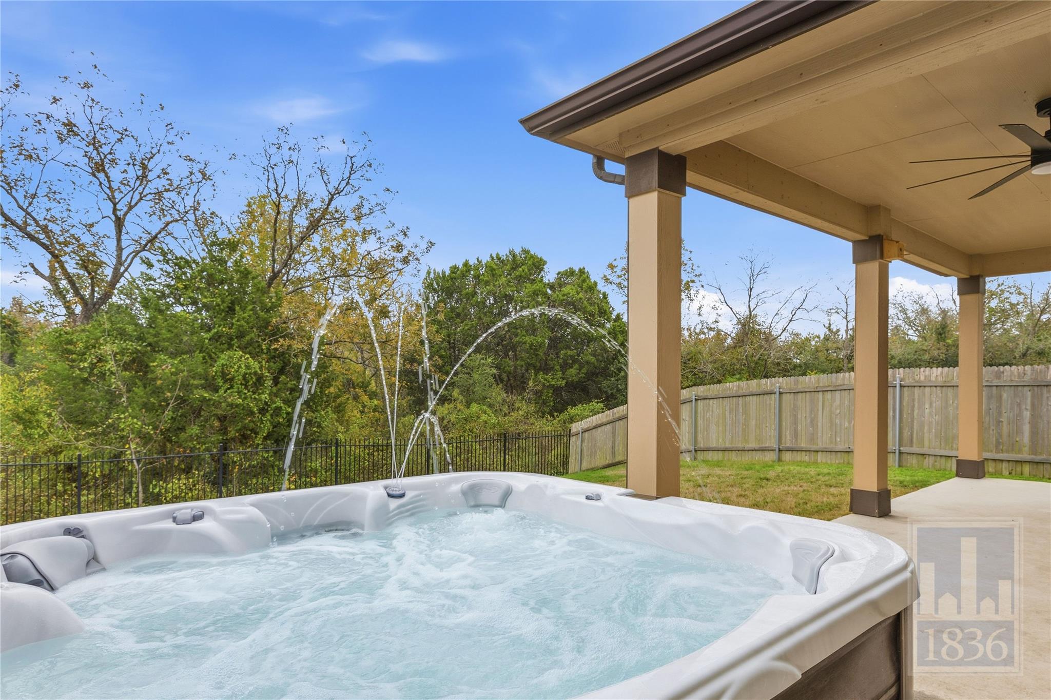 8005 Crystalbrook W, Austin, TX 78724