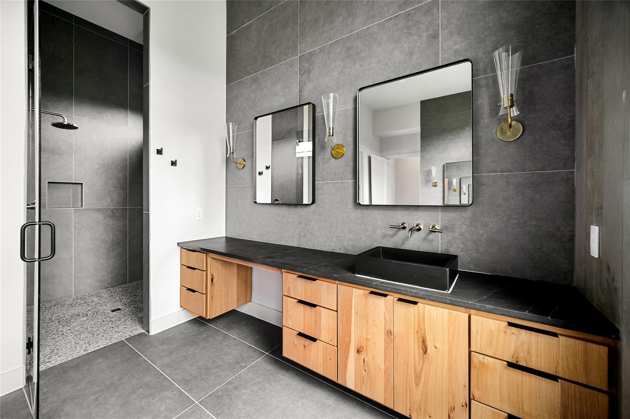 237 Canyon Turn Trl, Lakeway, TX 78734