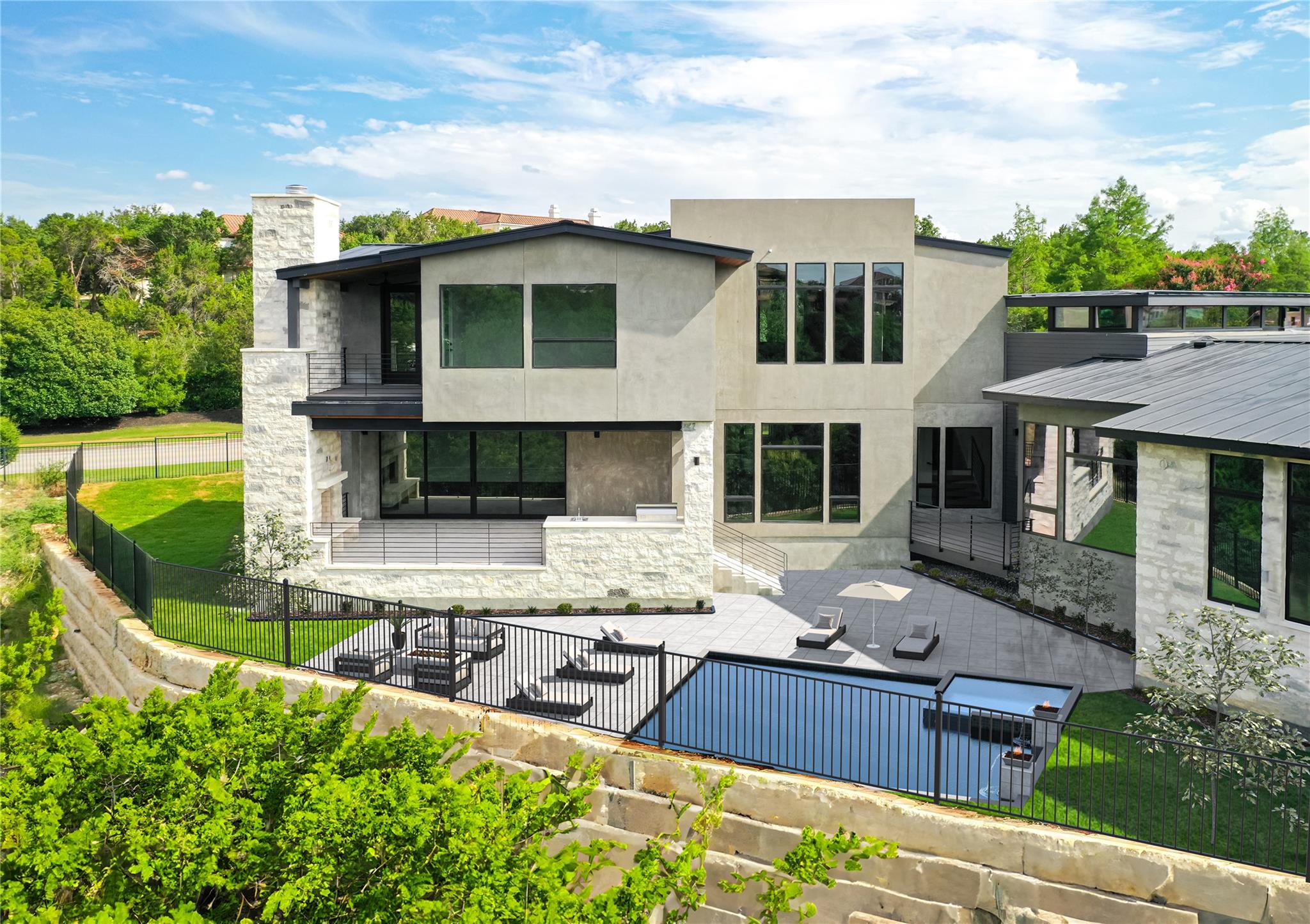 237 Canyon Turn Trl, Lakeway, TX 78734