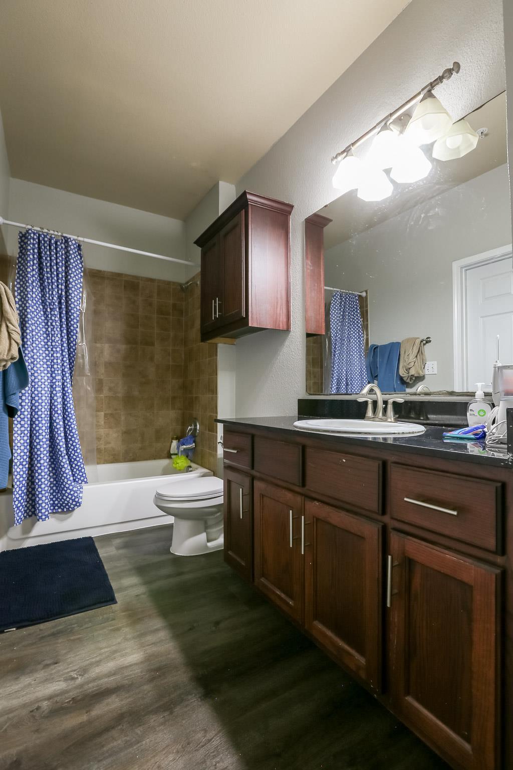 910 W 25th St # 308, Austin, TX 78705