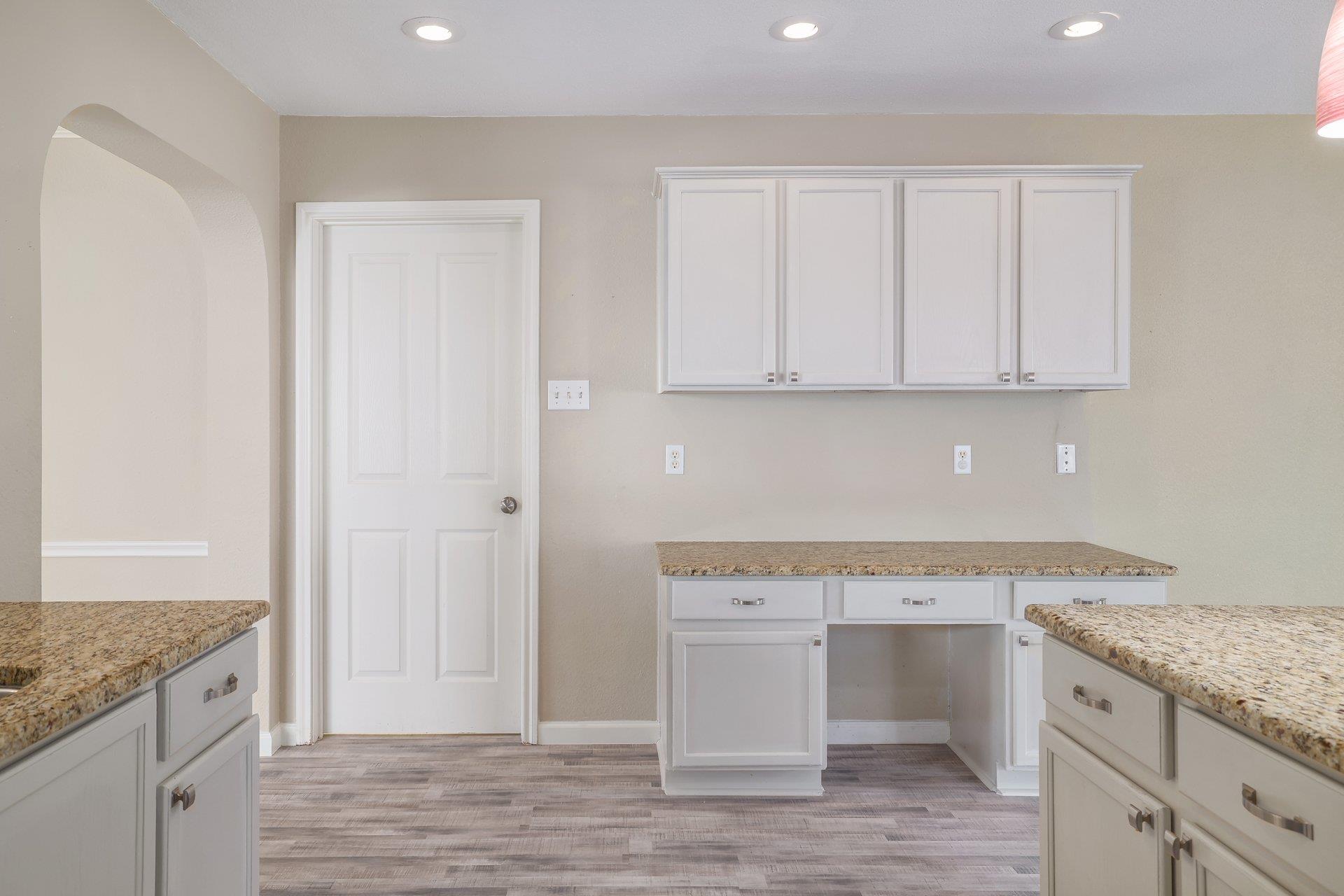 6121 Jumano Ln, Austin, TX 78749