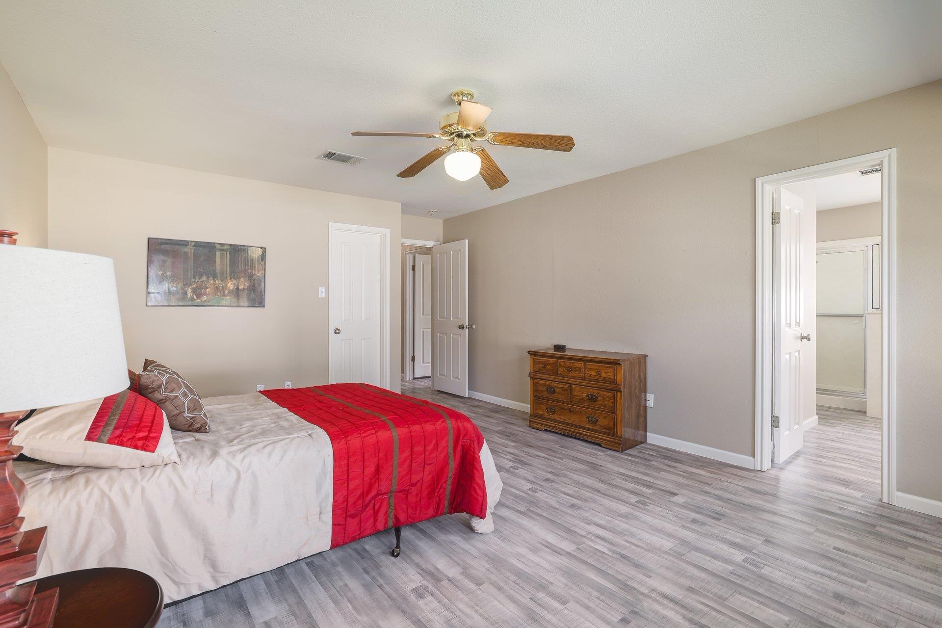 6121 Jumano Ln, Austin, TX 78749