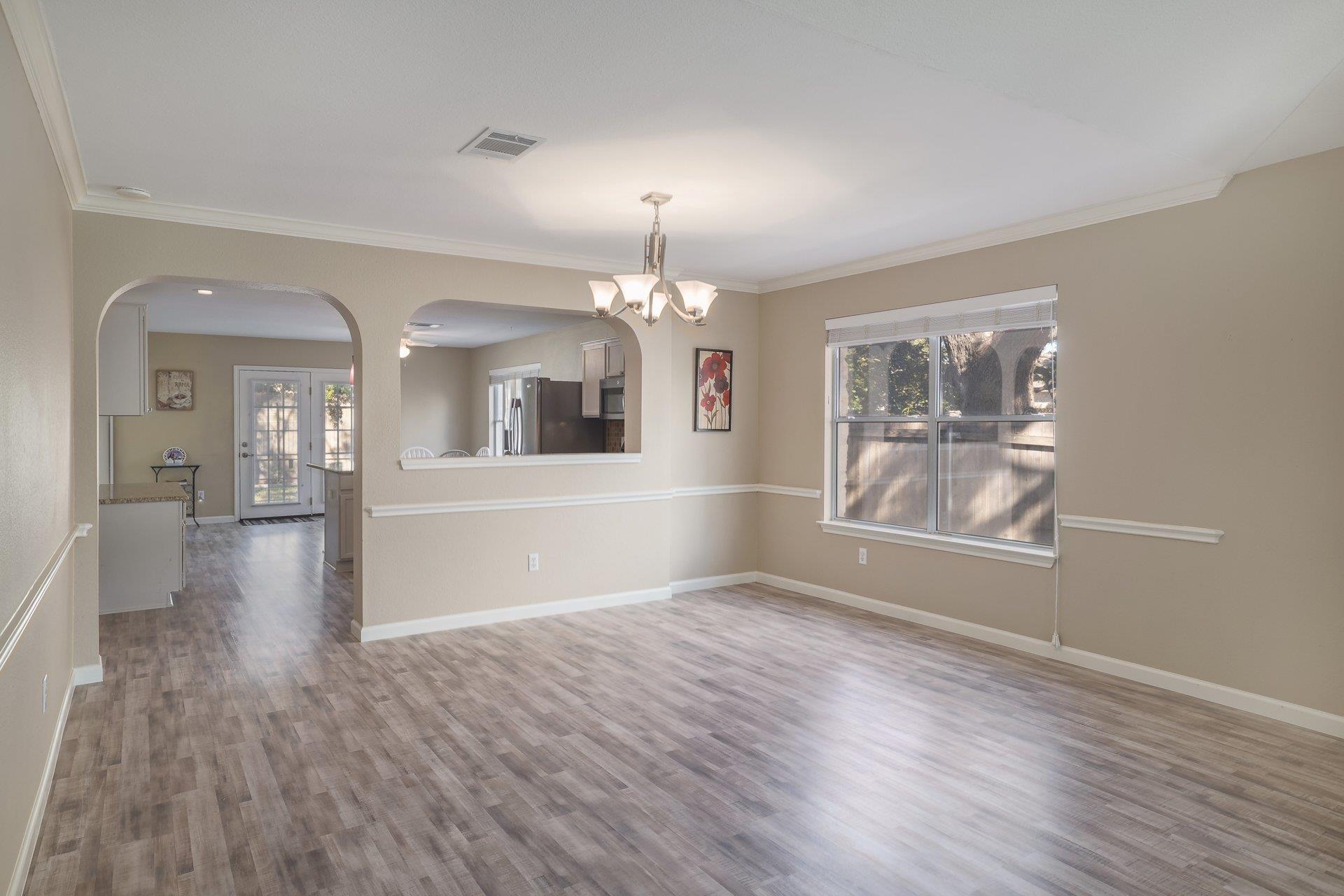 6121 Jumano Ln, Austin, TX 78749