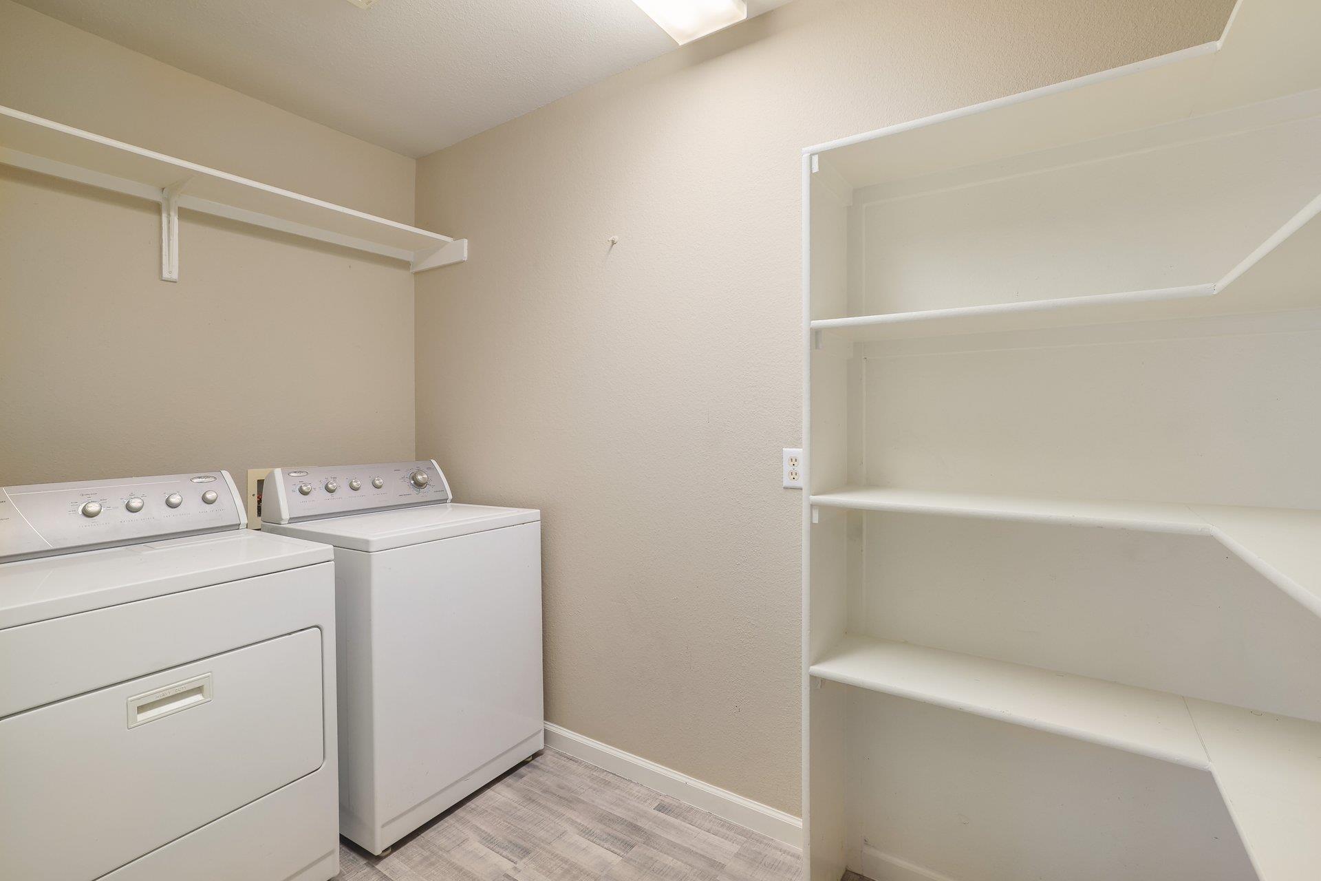 6121 Jumano Ln, Austin, TX 78749