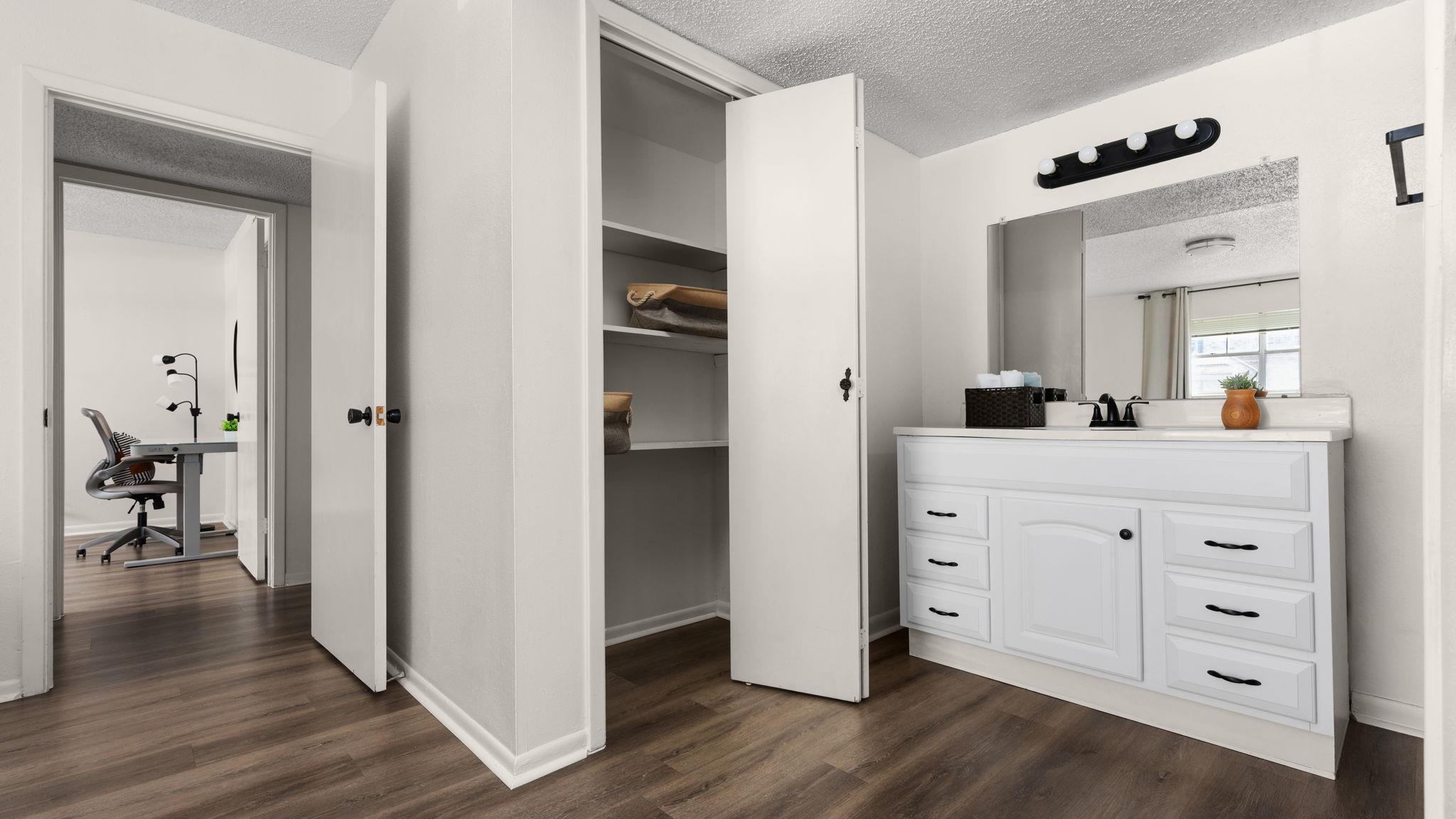 8730 N Mopac Expy # 109, Austin, TX 78759