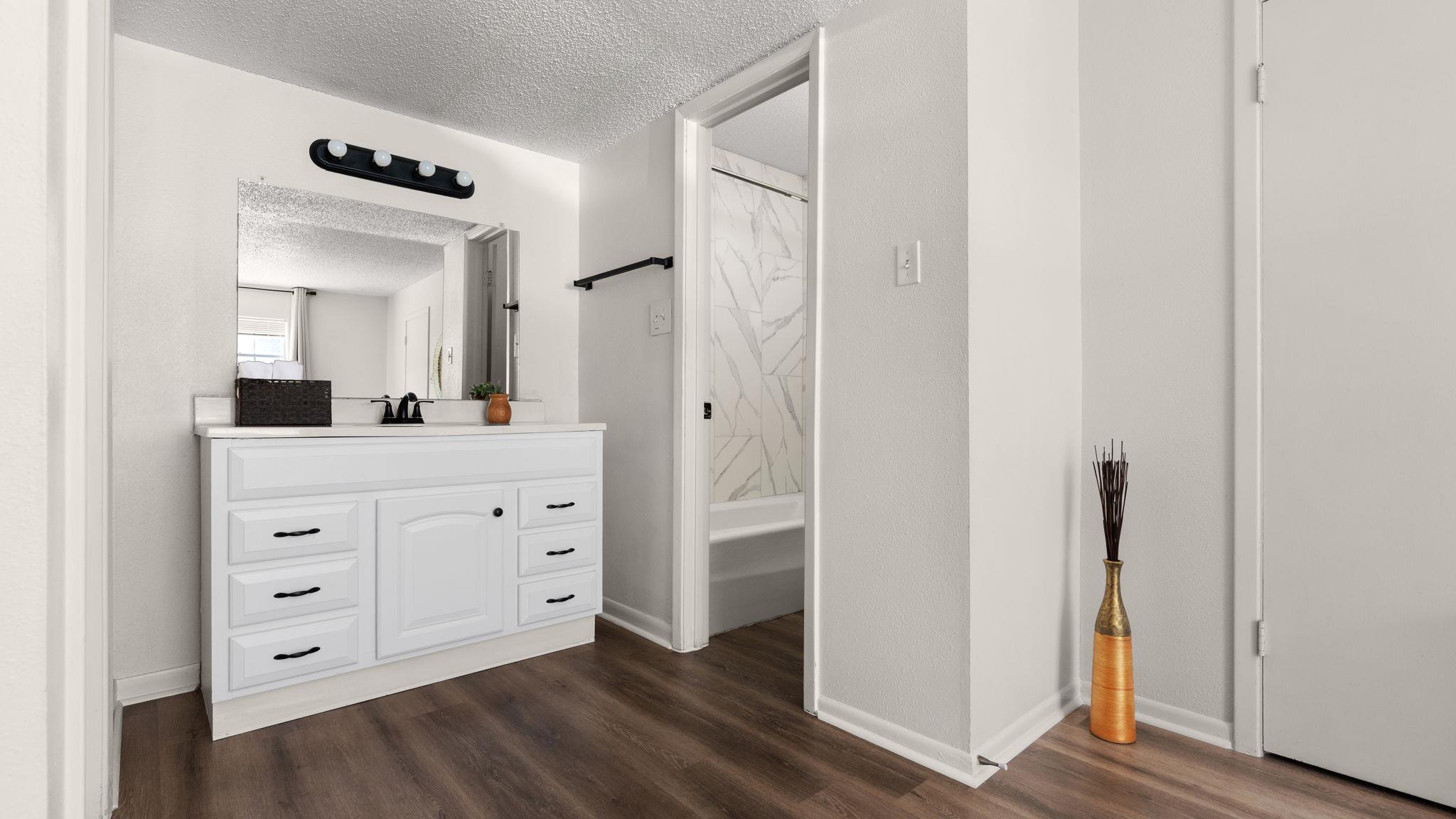 8730 N Mopac Expy # 109, Austin, TX 78759