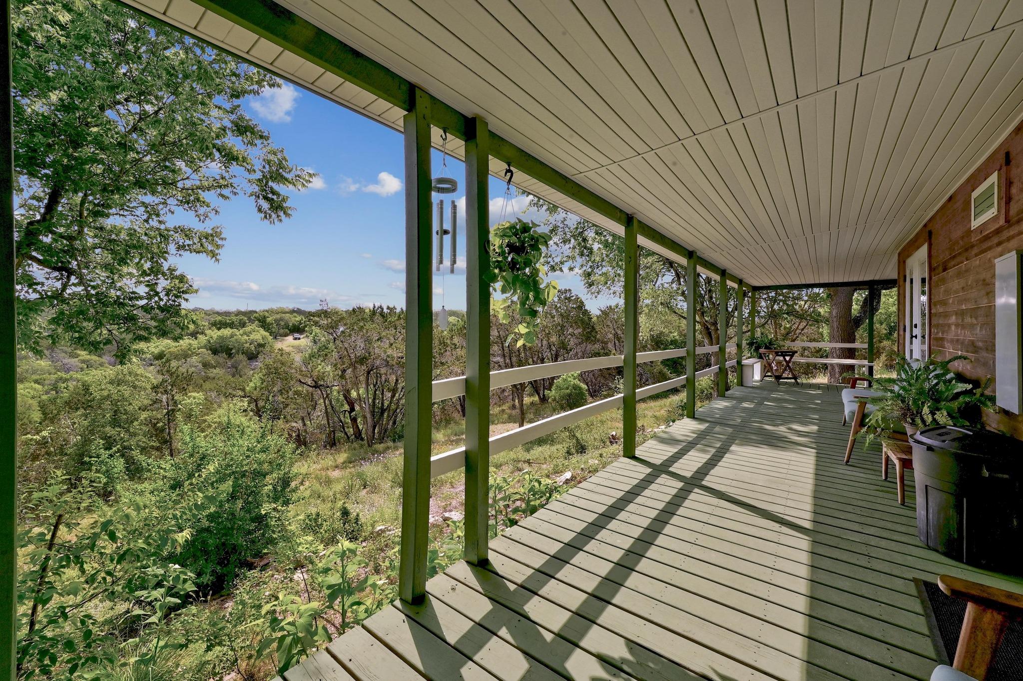 120 Buena Vista Vis, Blanco, TX 78606