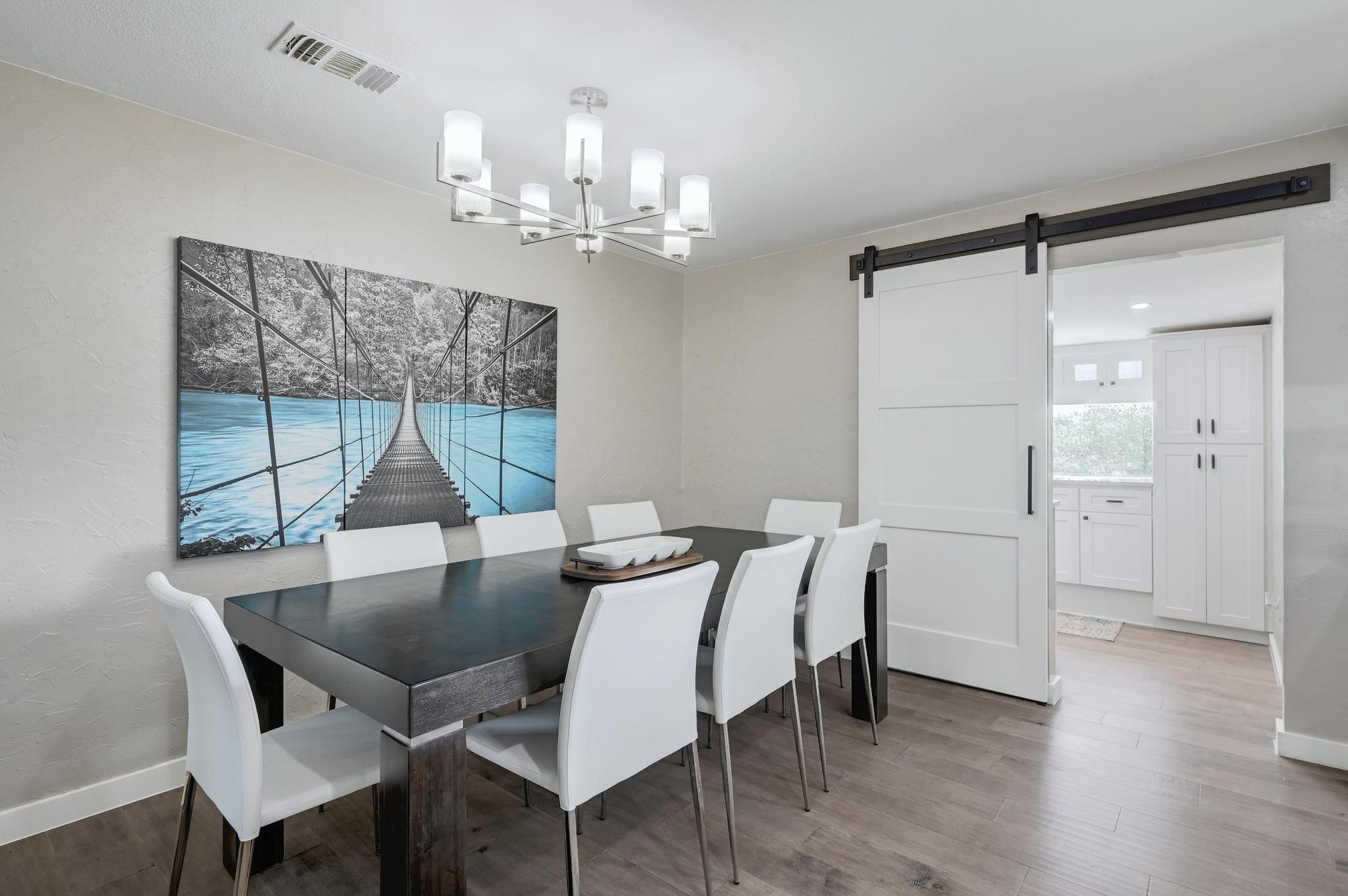 120 Buena Vista Vis, Blanco, TX 78606