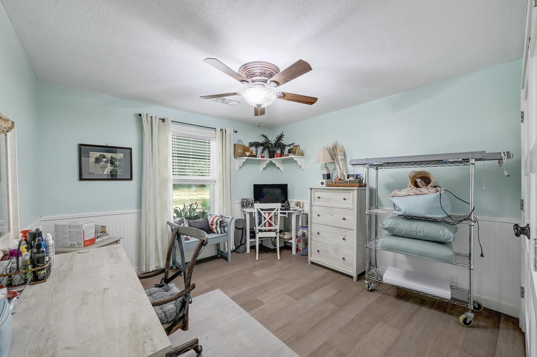 120 Buena Vista Vis, Blanco, TX 78606