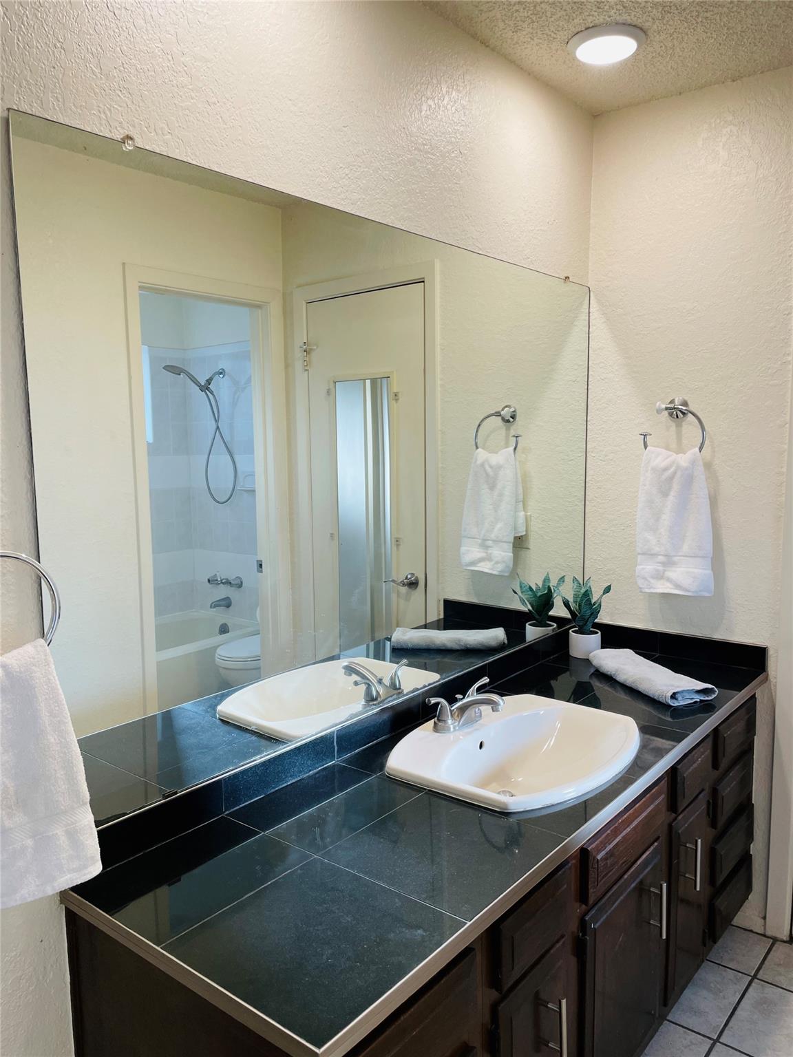 3908 Holt Dr, Austin, TX 78749