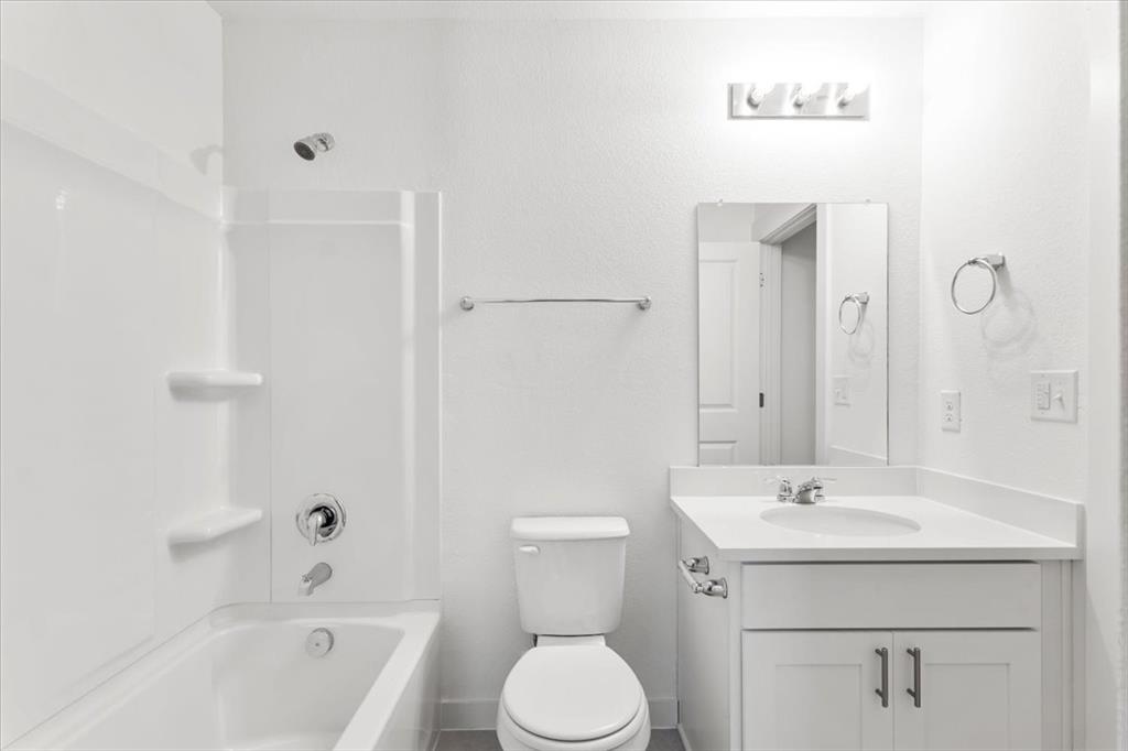 7324 Sparkling Light Dr, Del Valle, TX 78617