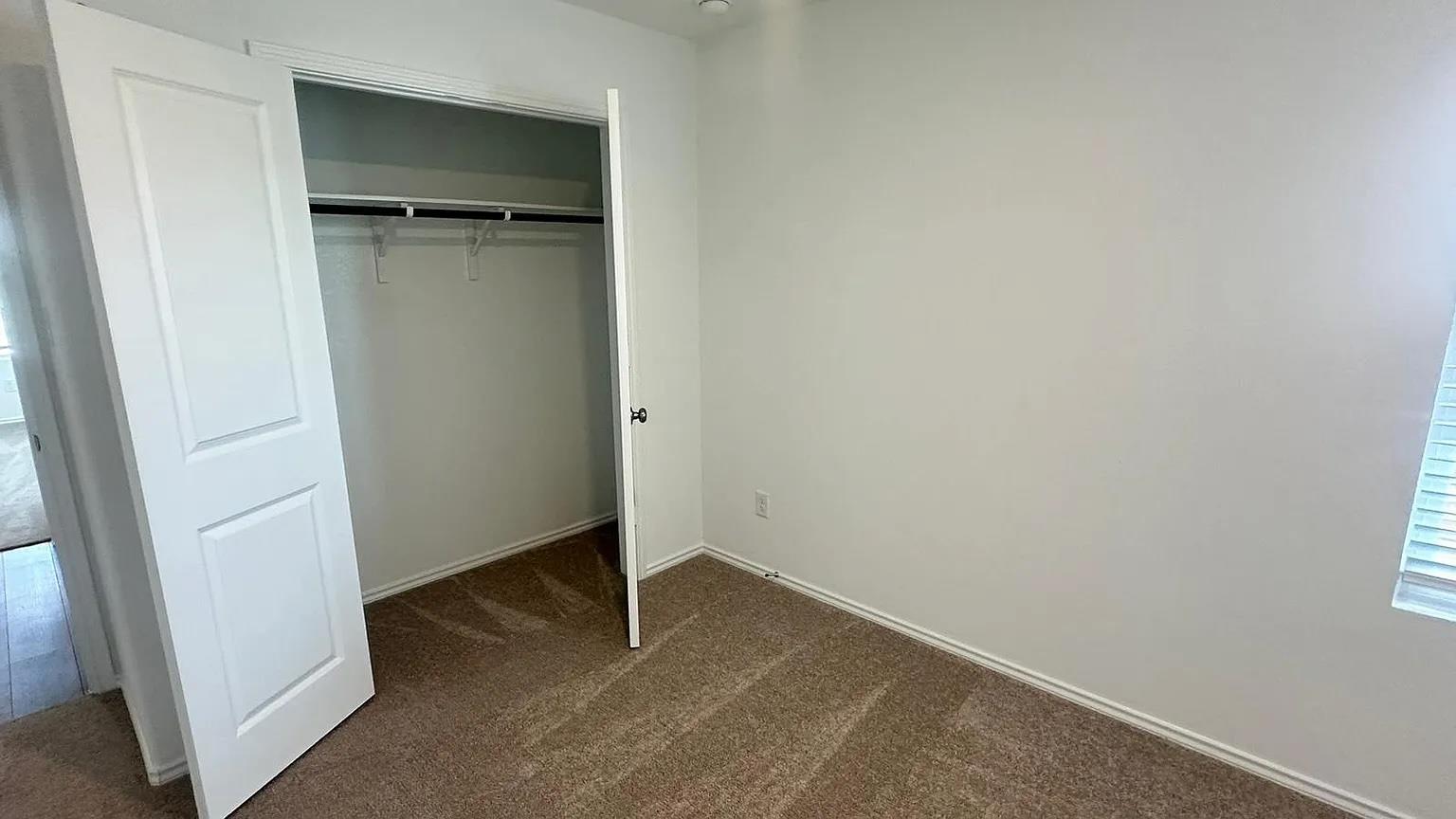 121 Tofalla, Kyle, TX 78640