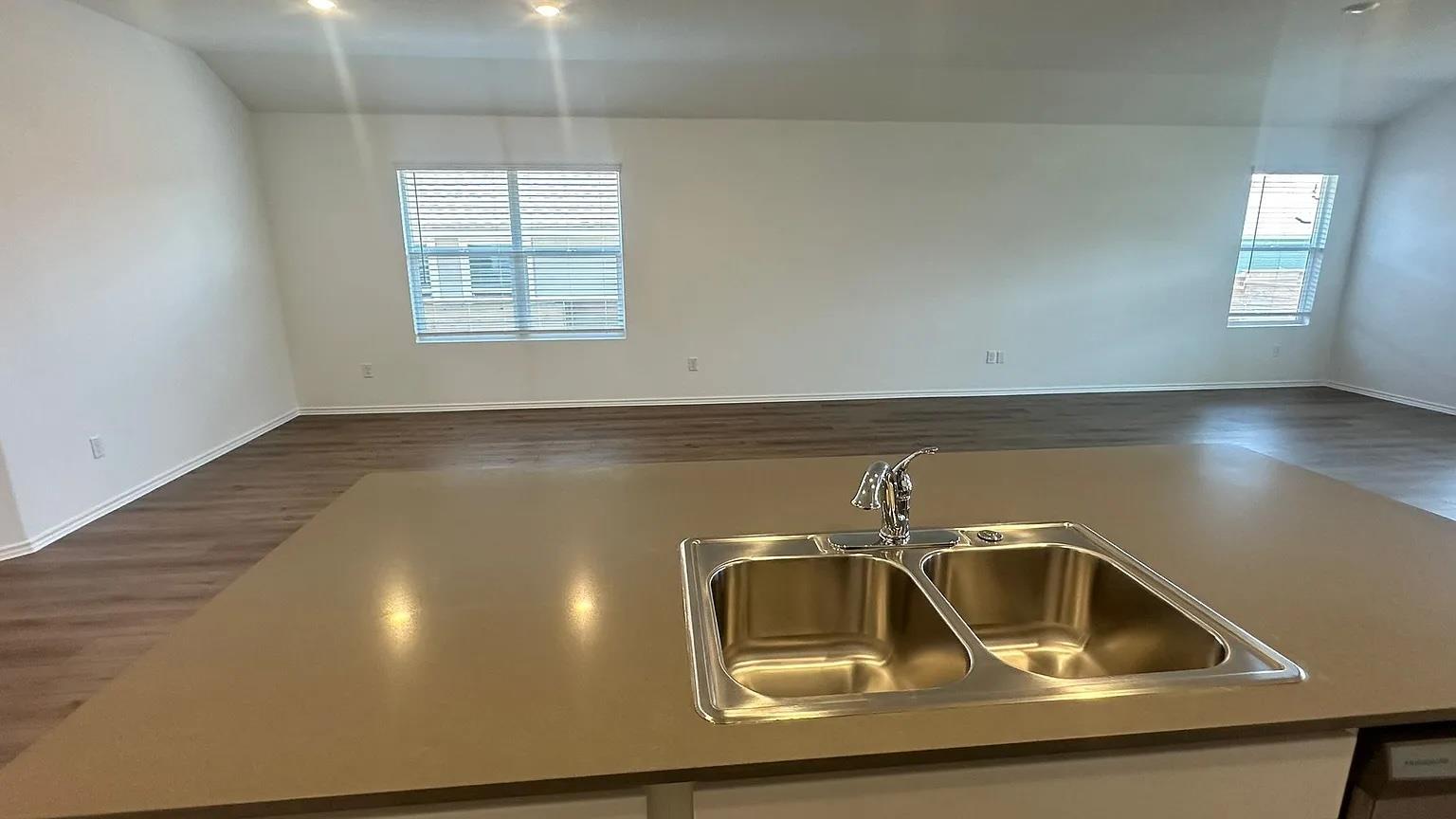 121 Tofalla, Kyle, TX 78640