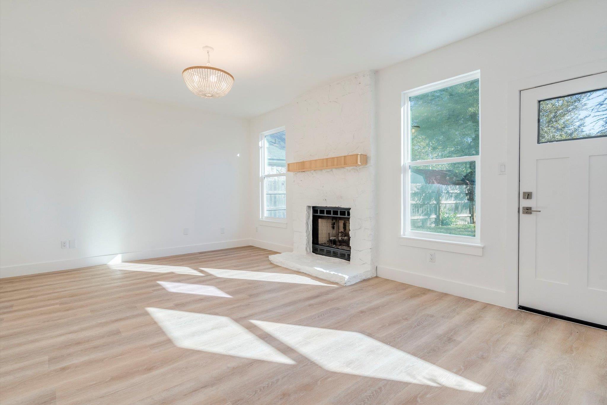 3308 Silk Oak Dr, Austin, TX 78748