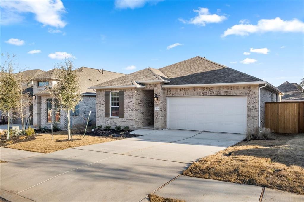 204 Green Knoll Ln, Georgetown, TX 78628