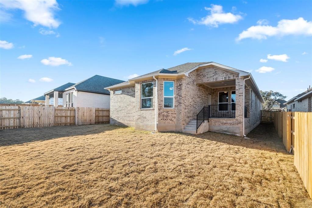 204 Green Knoll Ln, Georgetown, TX 78628
