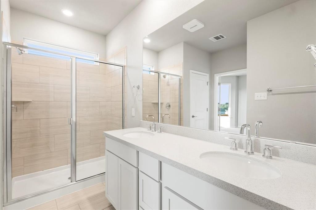 204 Green Knoll Ln, Georgetown, TX 78628