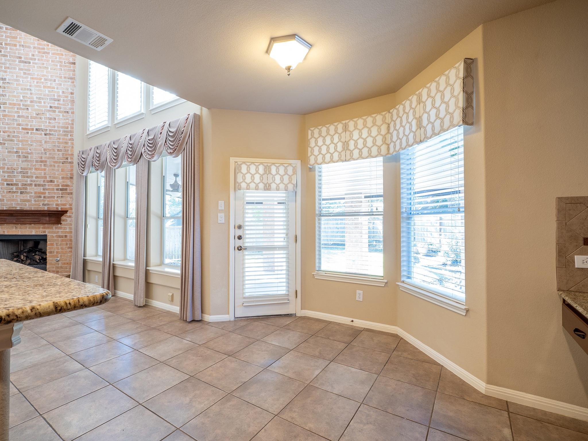 5501 Fort Benton Dr, Austin, TX 78735