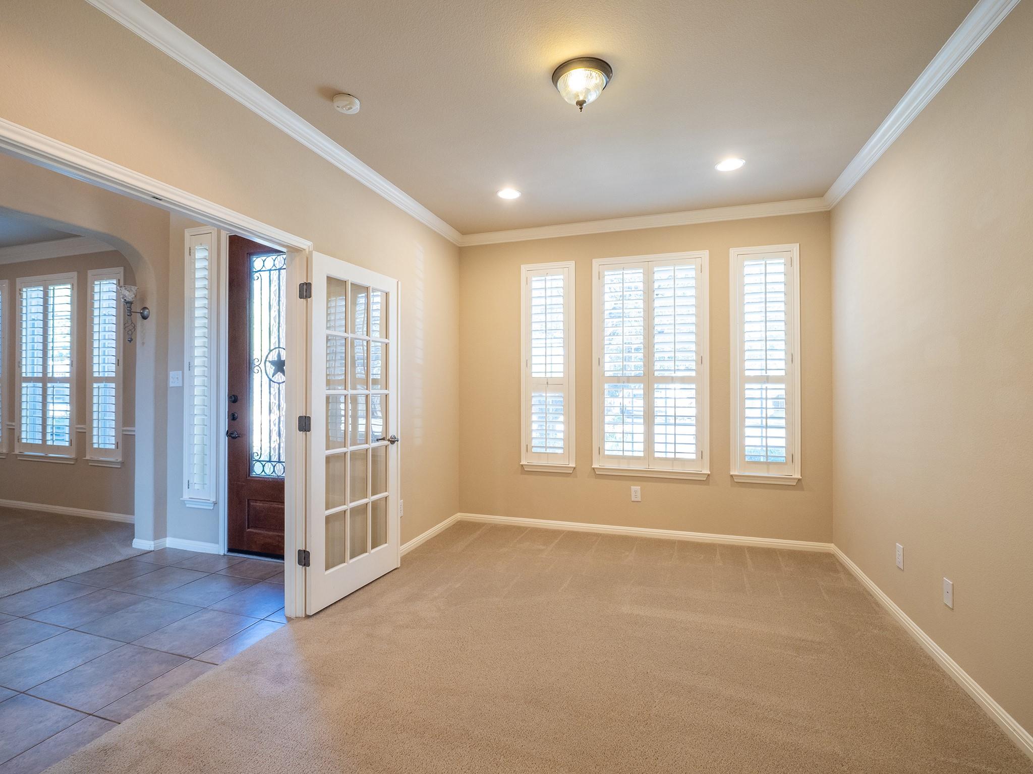 5501 Fort Benton Dr, Austin, TX 78735