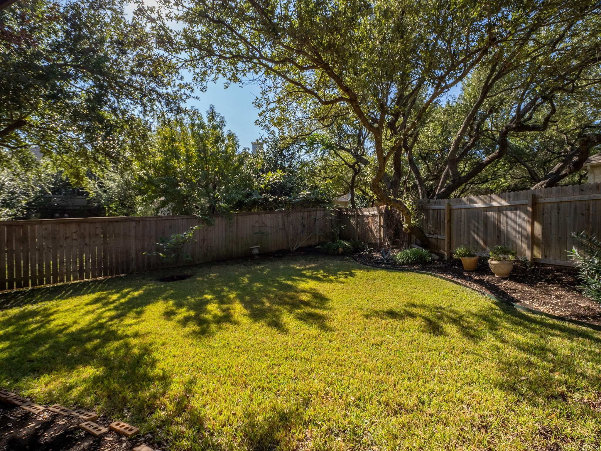 5501 Fort Benton Dr, Austin, TX 78735