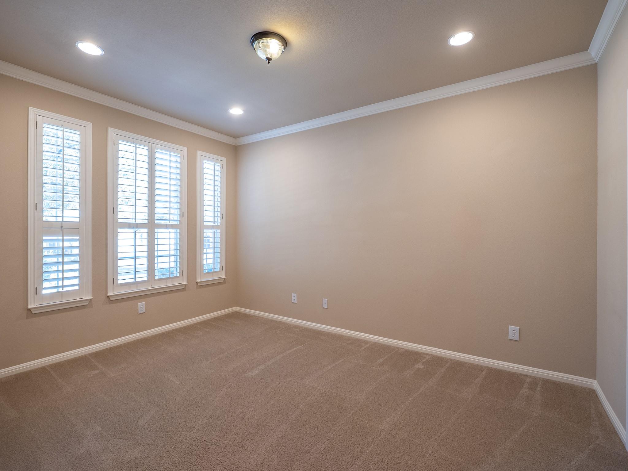 5501 Fort Benton Dr, Austin, TX 78735