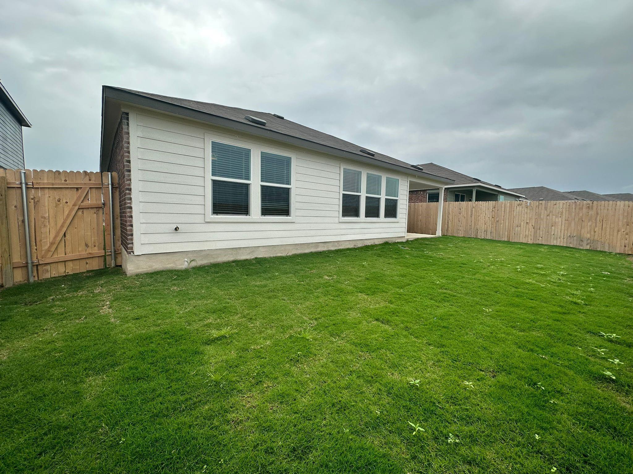 328 Golden Grove Pkwy, San Marcos, TX 78666