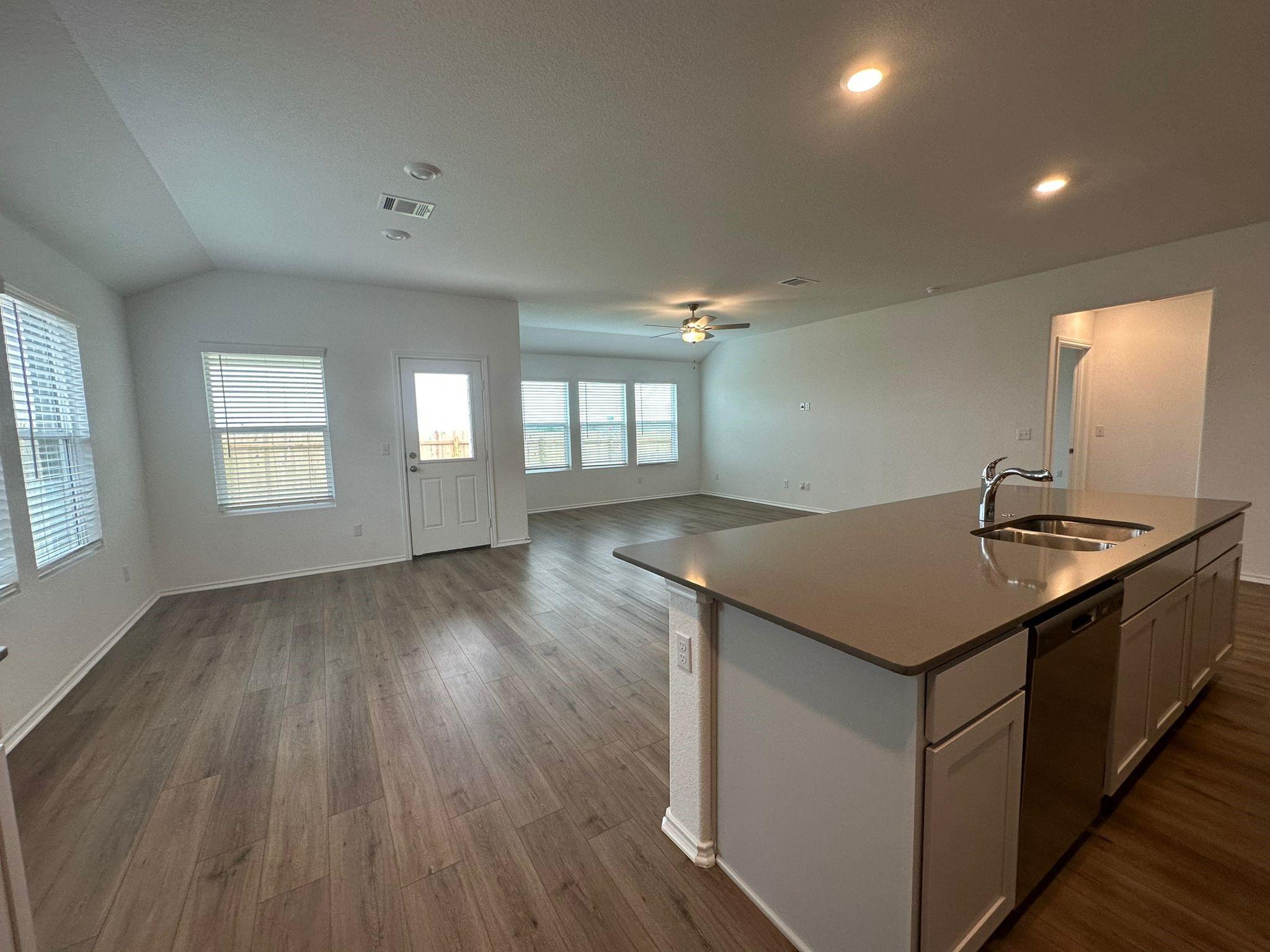 328 Golden Grove Pkwy, San Marcos, TX 78666