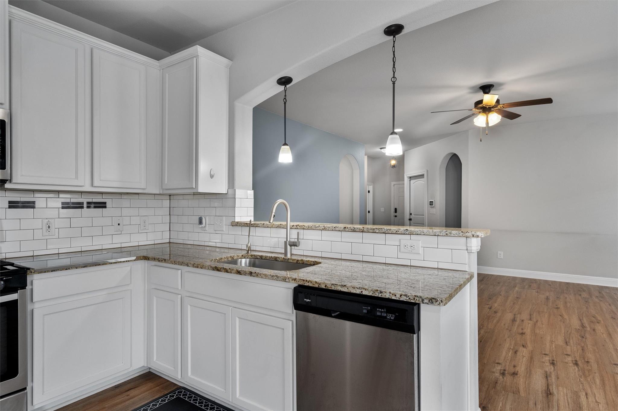 457 Red Matador Ln, Leander, TX 78641