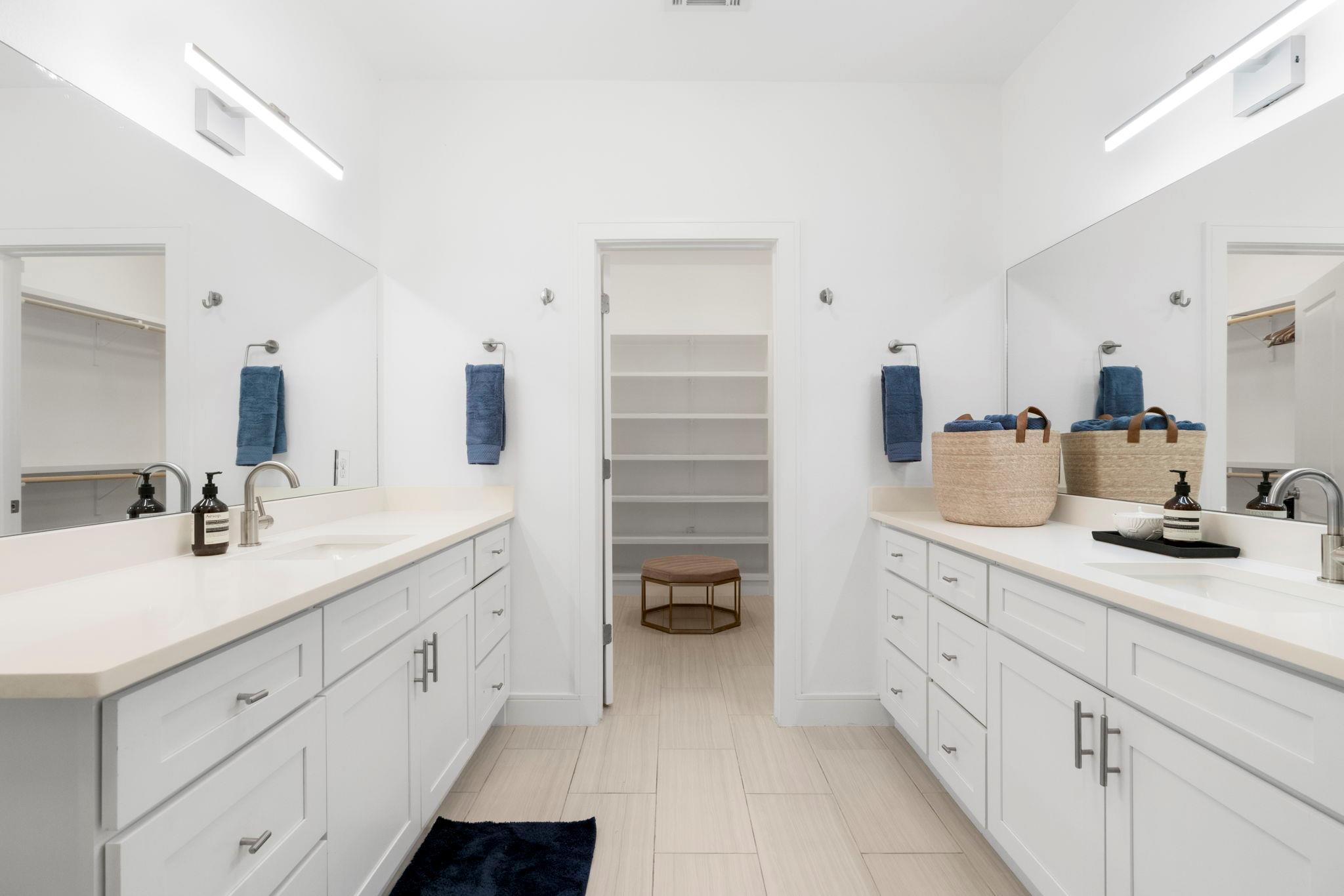 1148 Webberville Rd # 6, Austin, TX 78721