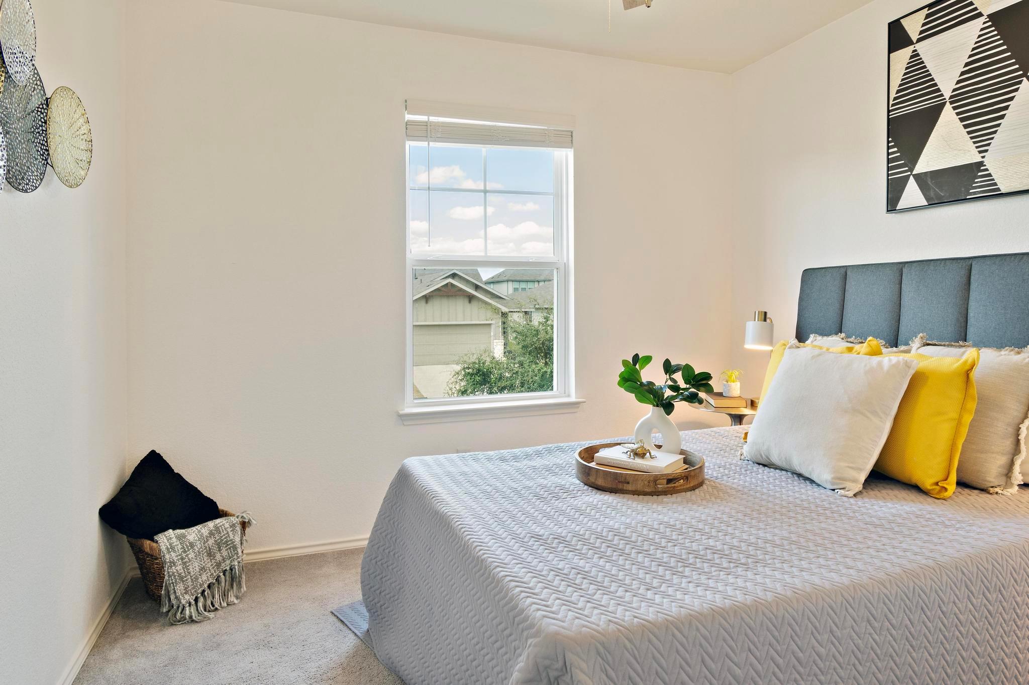 217 Boxwood Dr, Buda, TX 78610