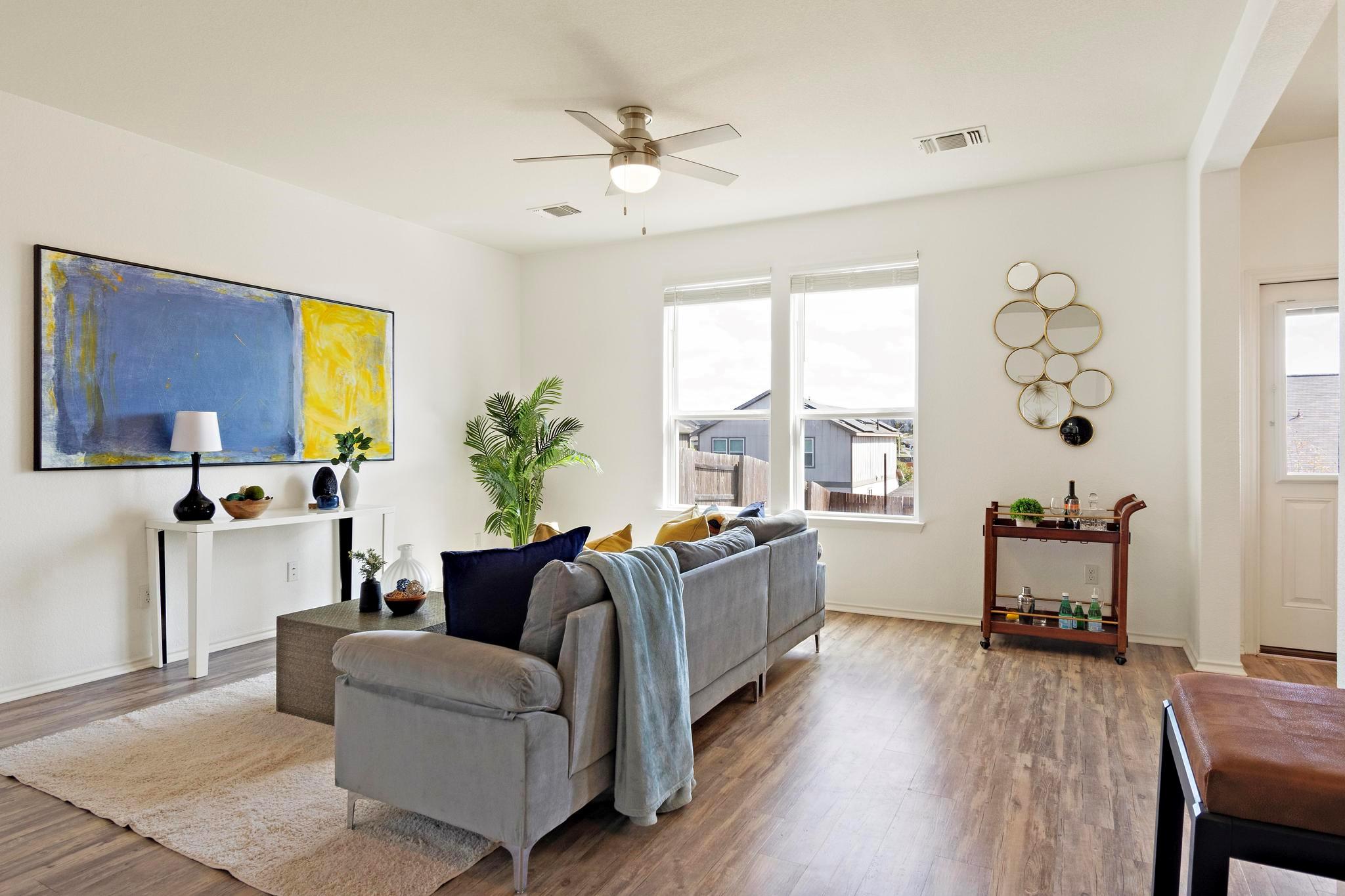 217 Boxwood Dr, Buda, TX 78610