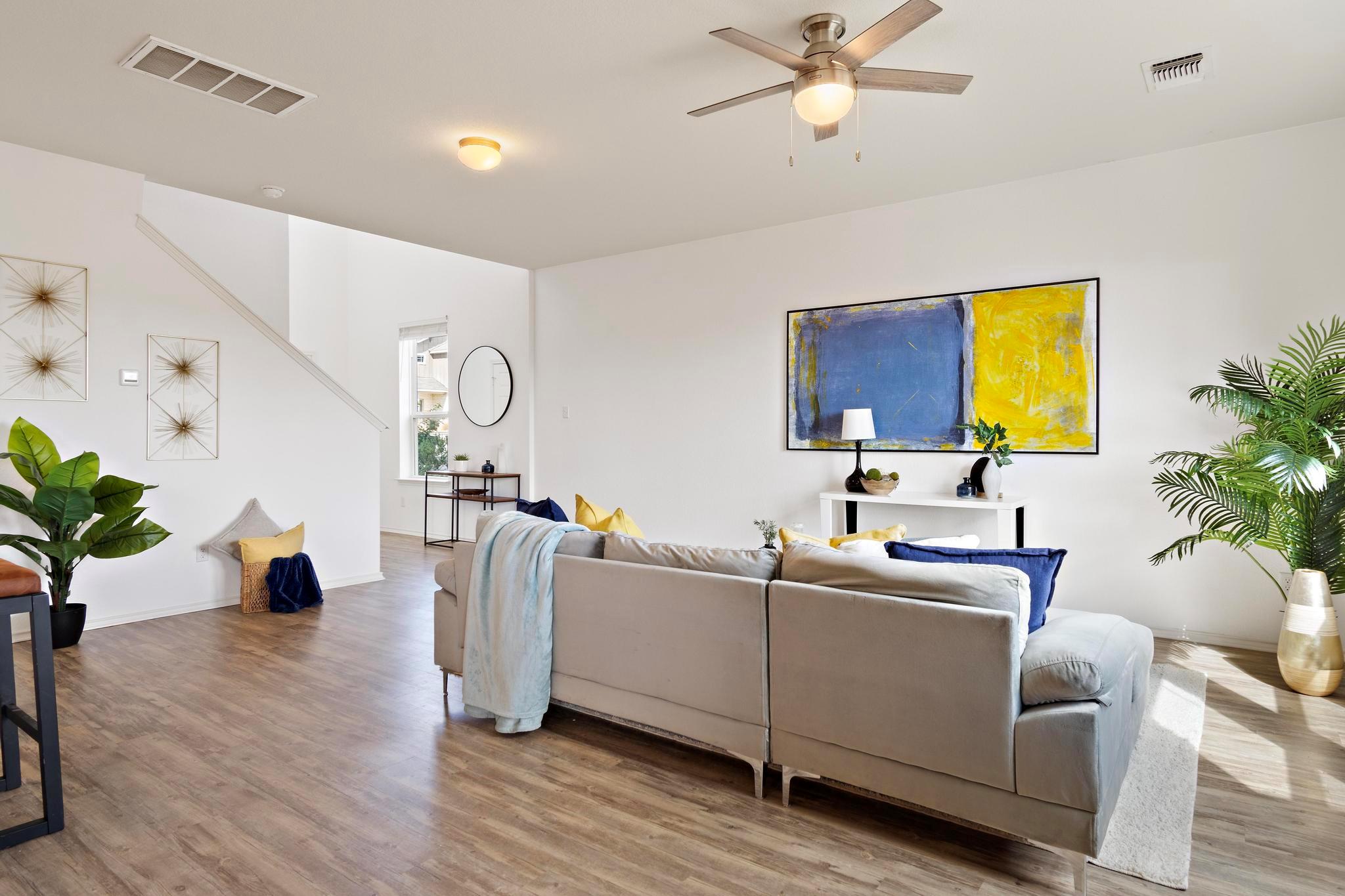 217 Boxwood Dr, Buda, TX 78610