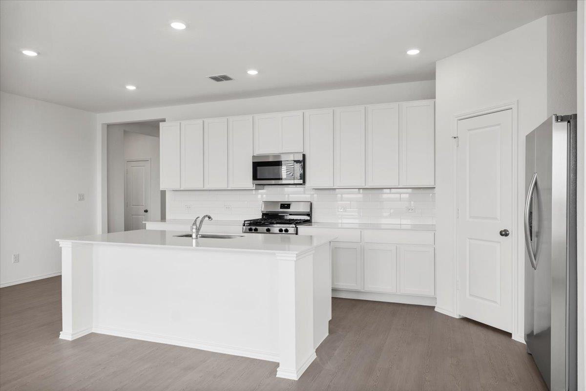 128 Rodney Boat Rd, Kyle, TX 78640