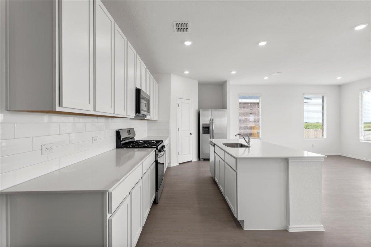 128 Rodney Boat Rd, Kyle, TX 78640