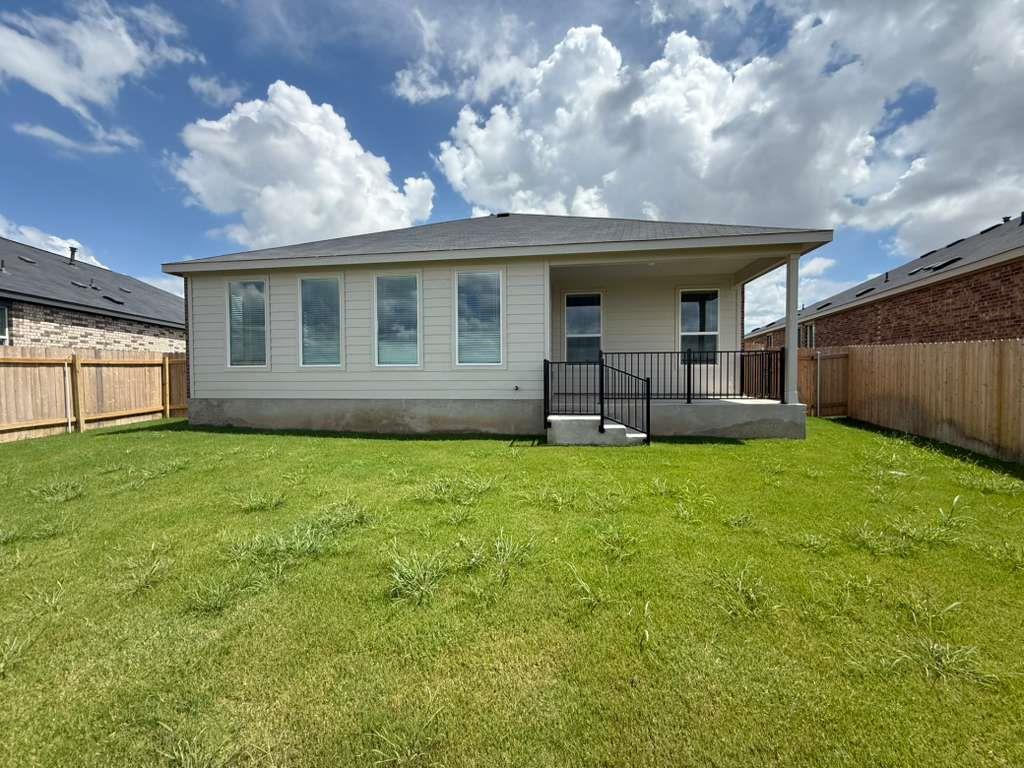 128 Rodney Boat Rd, Kyle, TX 78640