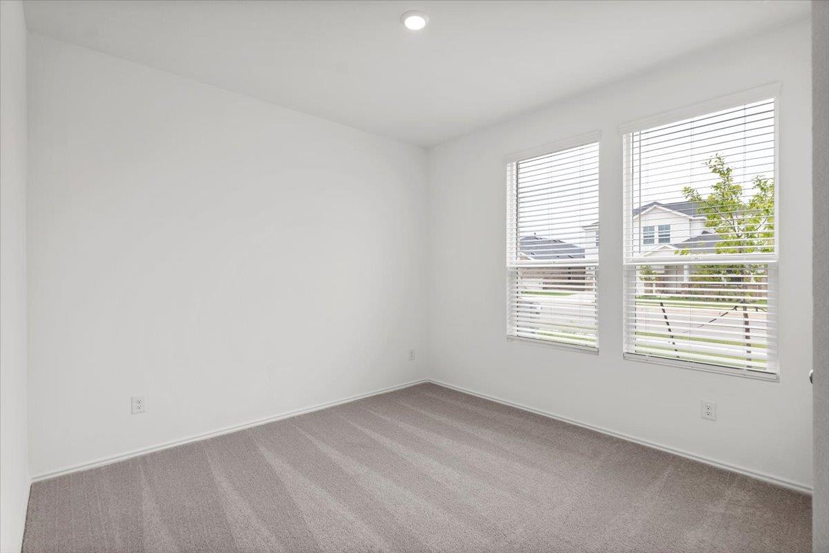 128 Rodney Boat Rd, Kyle, TX 78640